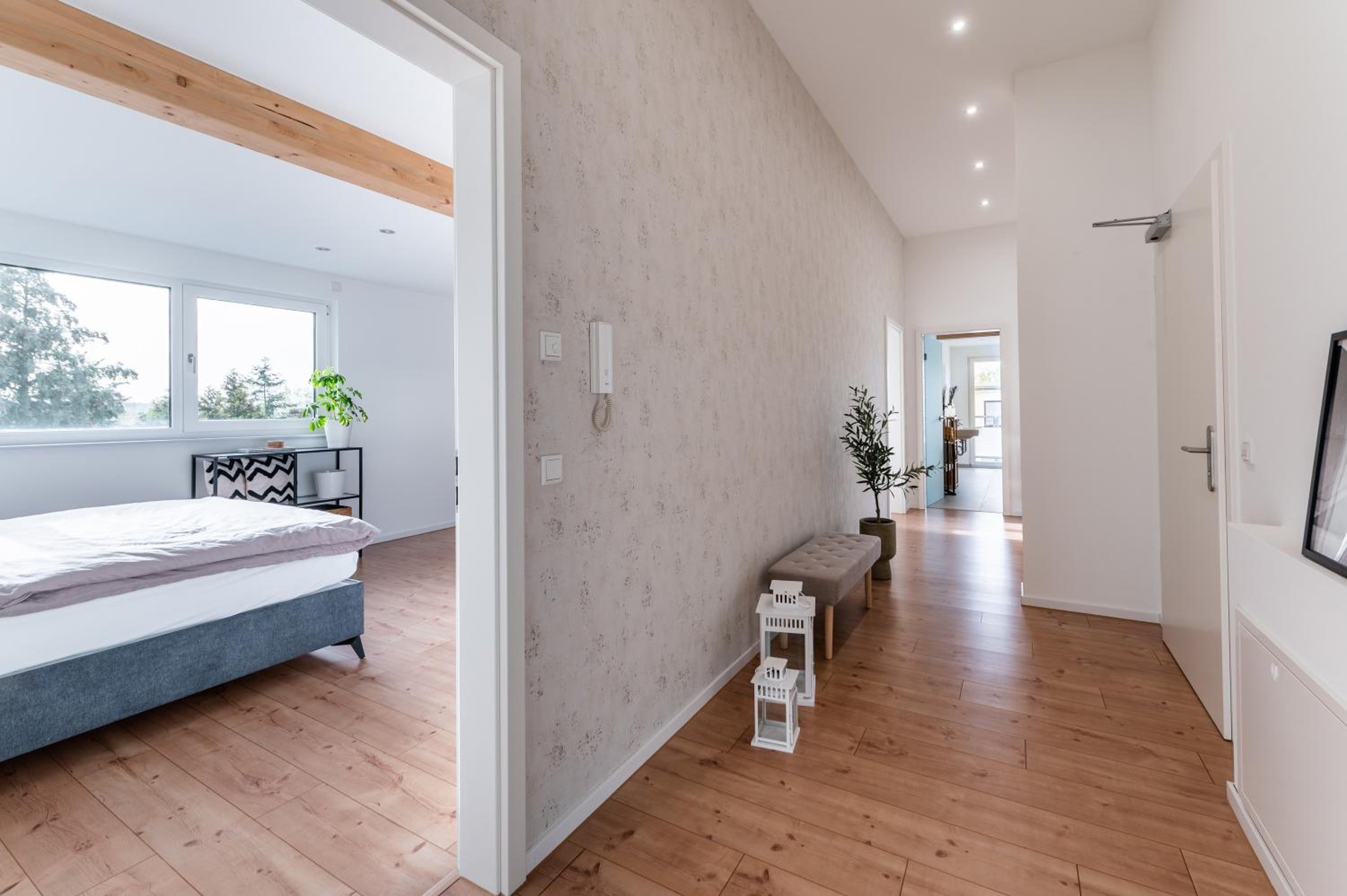 Three-Bedroom Premium Apartment with Balcony photo 3