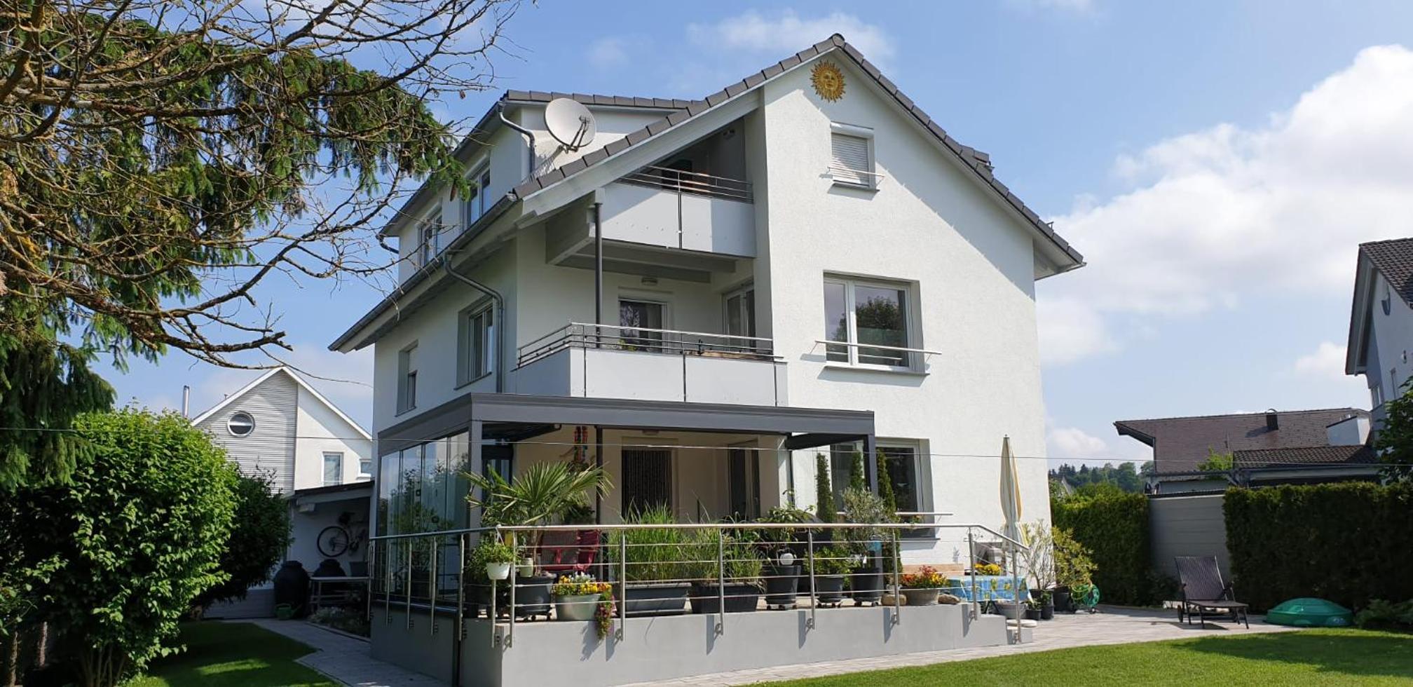 One-Bedroom Apartment with View photo 2