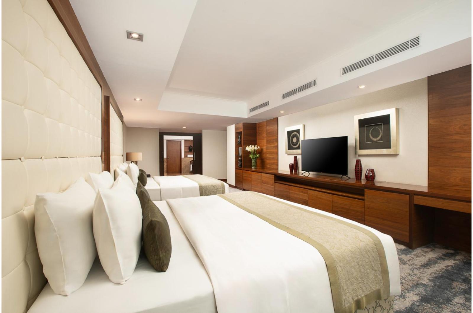 Aryaduta Suite - Photo 1
