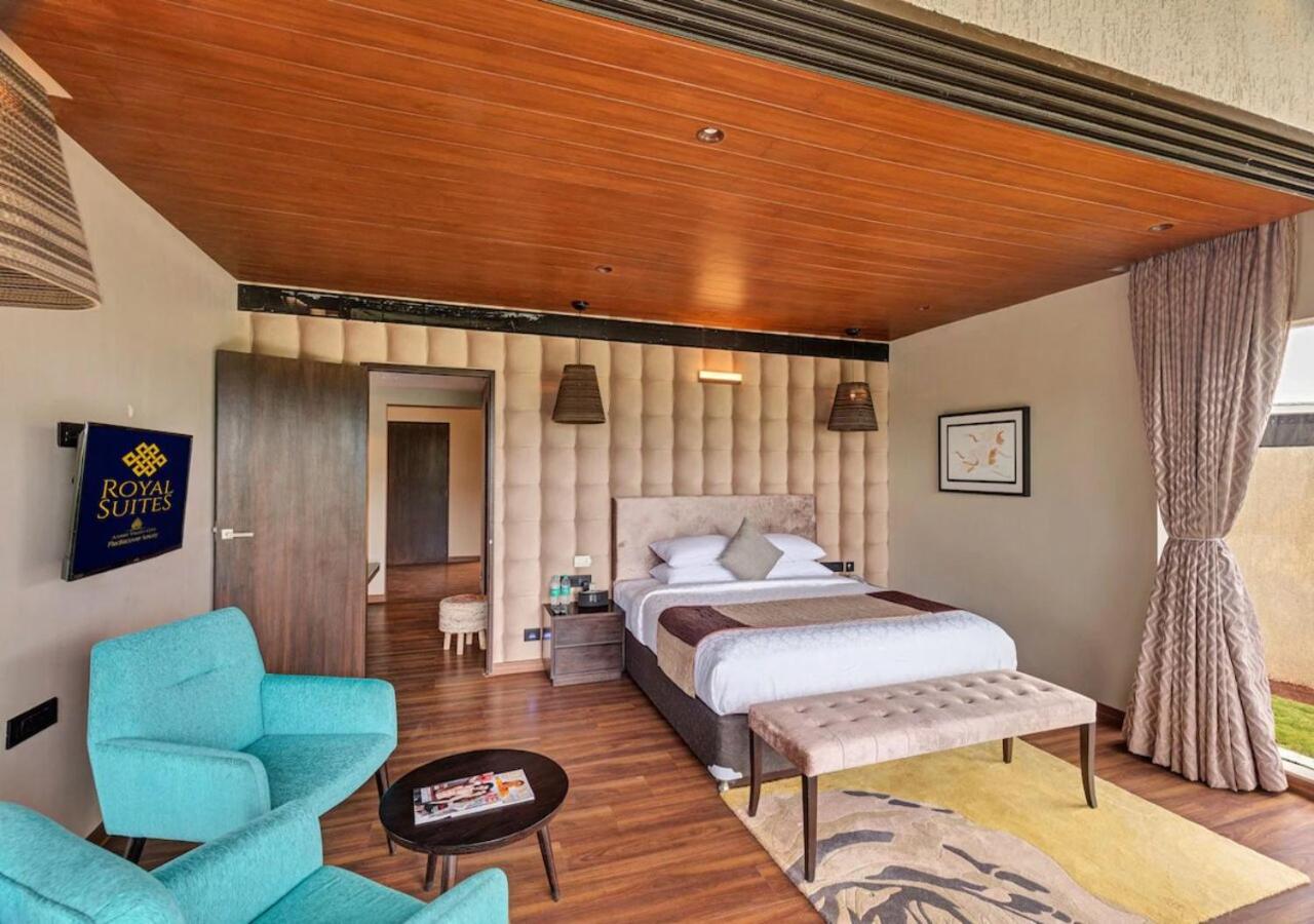 Aveda Suite with Outdoor Jacuzzi and Alfresco Seating - Photo 1