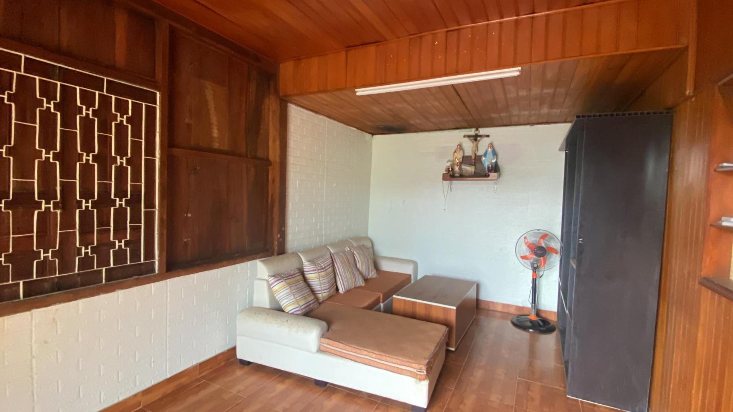 Two-Bedroom House photo 3