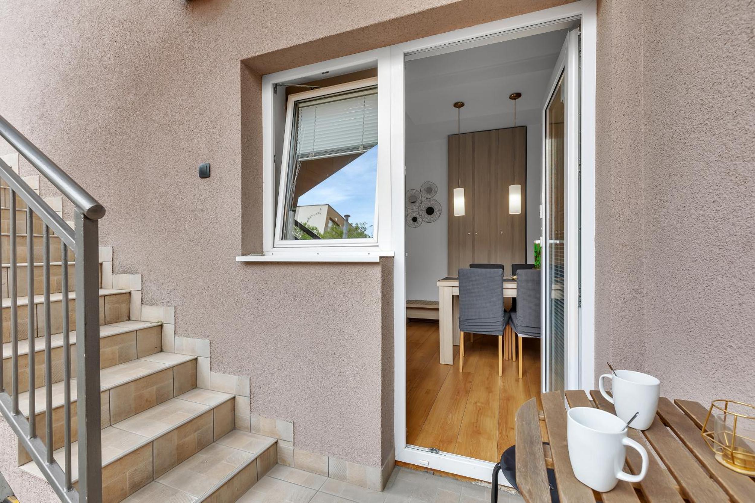 Apartment - Ground Floor - Photo 8
