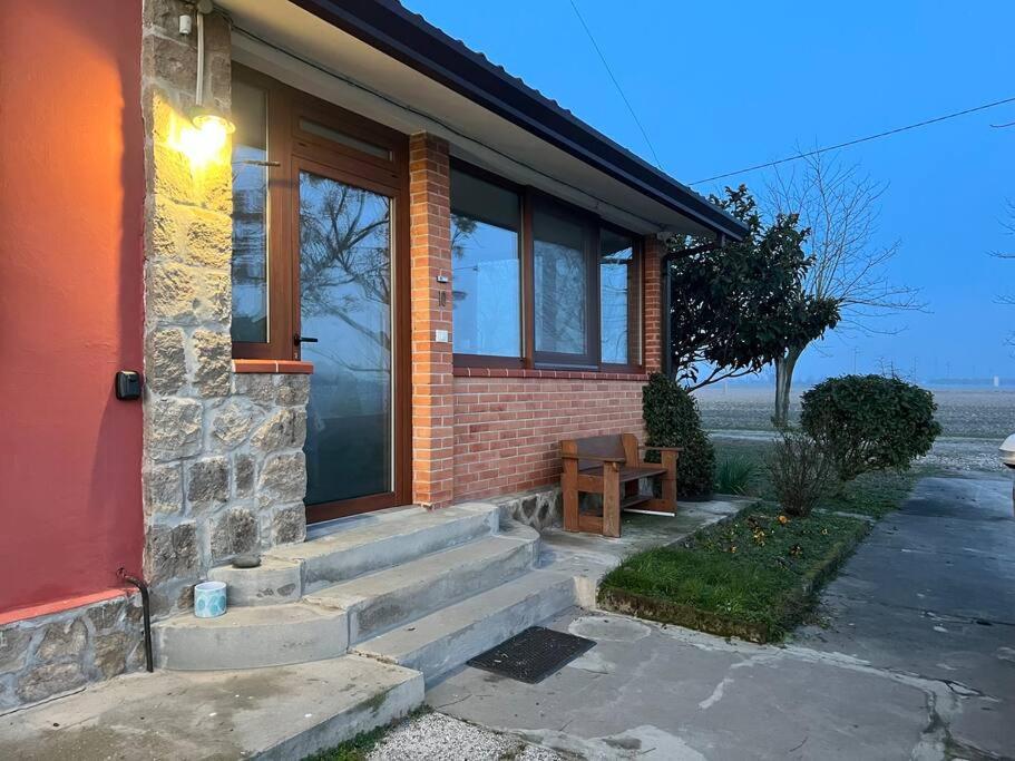 Two-Bedroom House photo 3