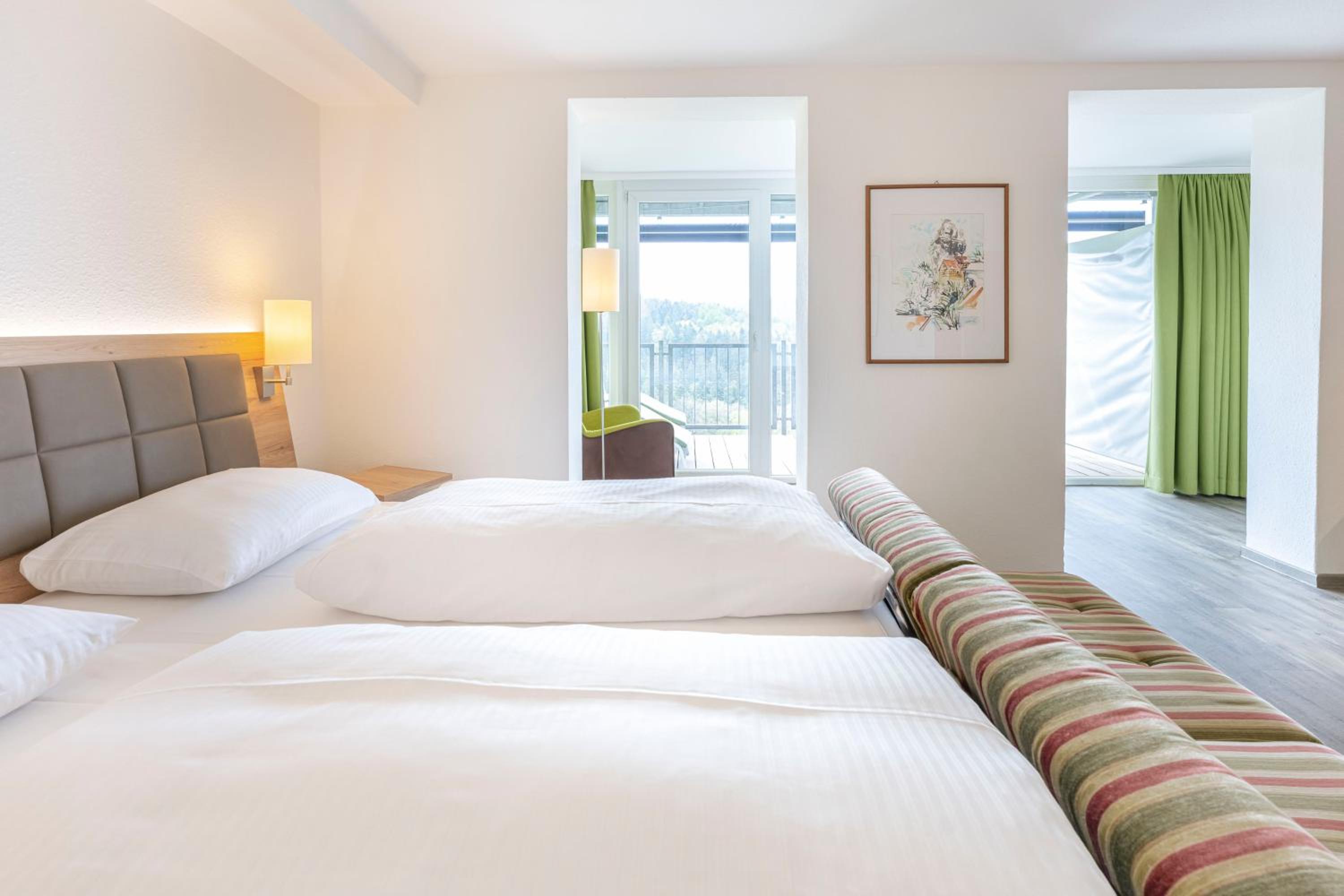 Deluxe Double Room with Balcony - Photo 2