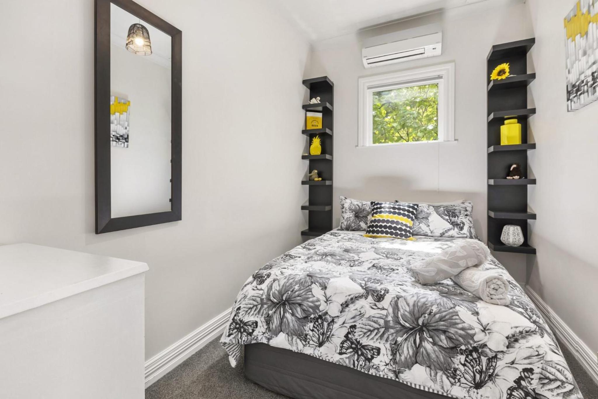 Three-Bedroom House photo 1