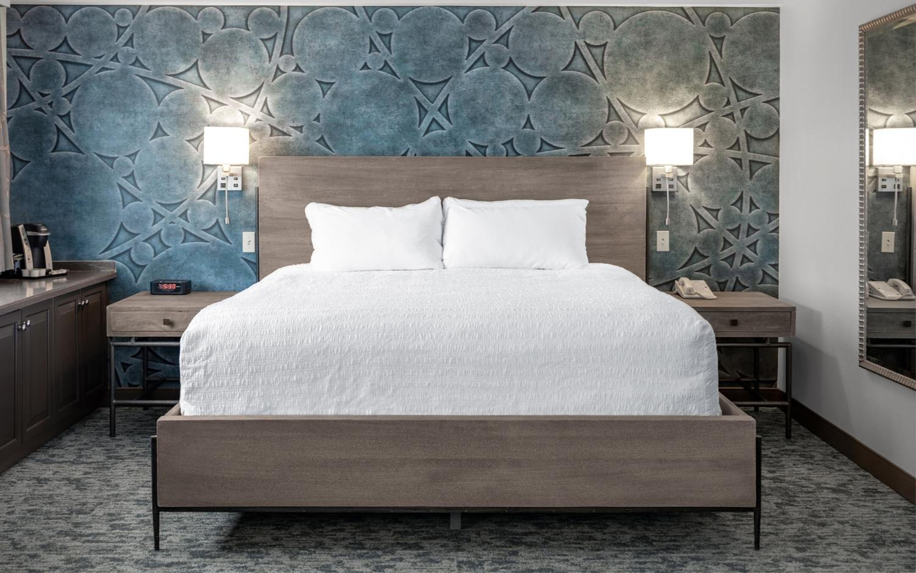 Executive King Room - Photo 7