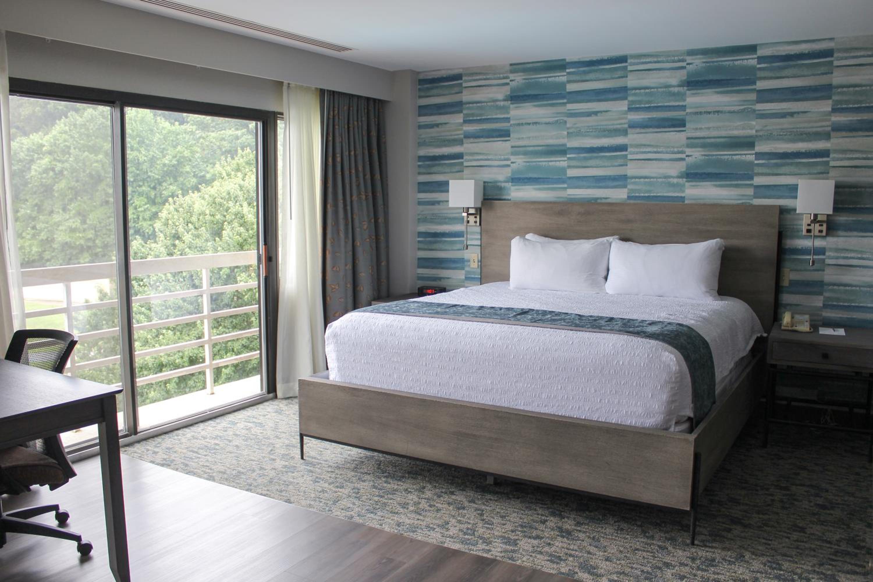 Executive King Room - Photo 3