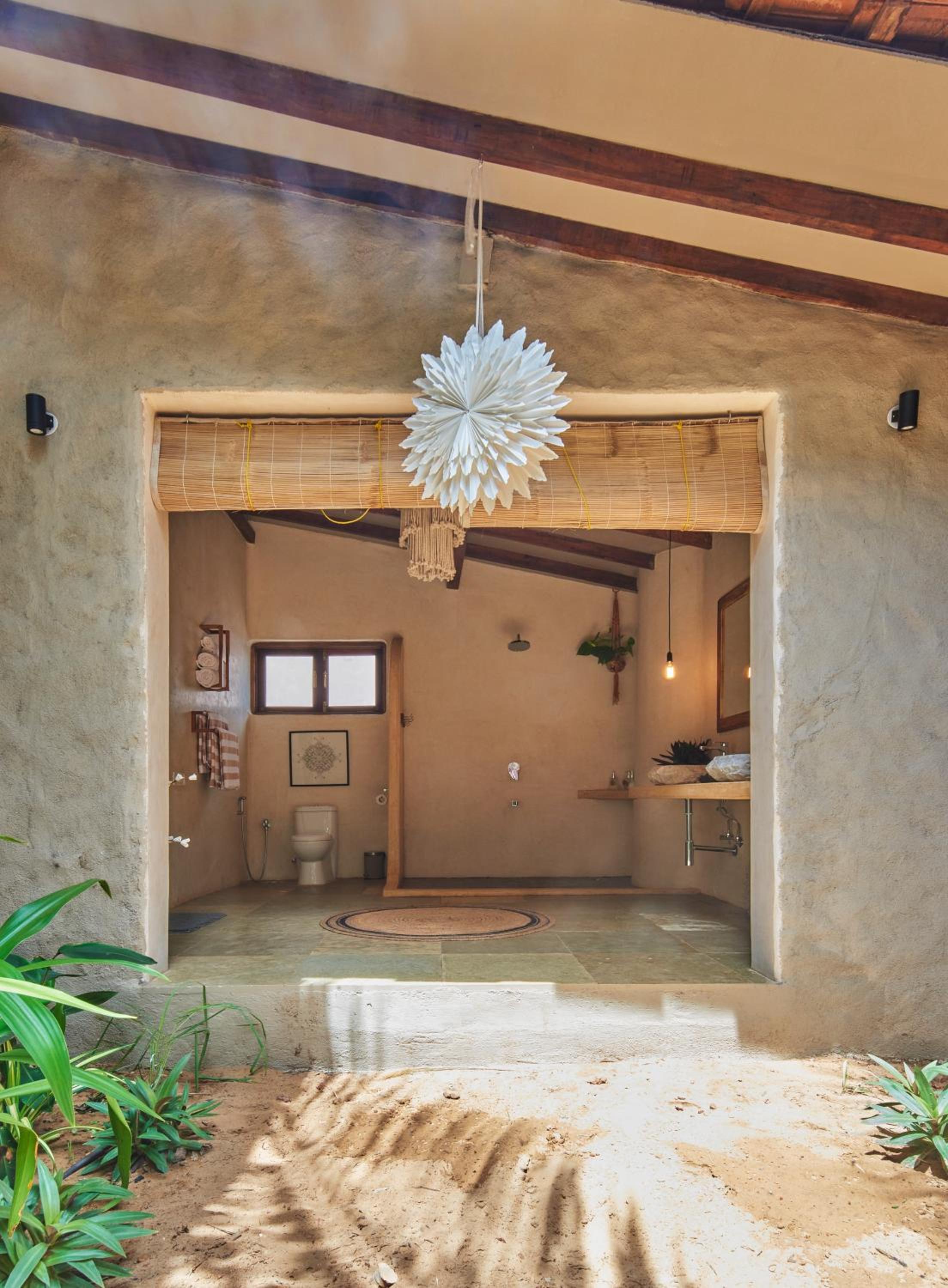 Two-Bedroom Bungalow - Photo 3
