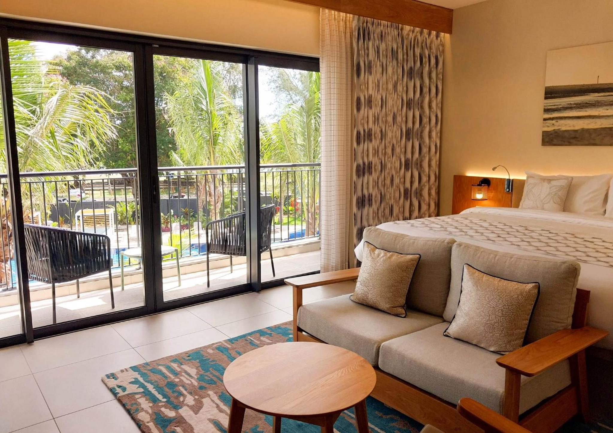 Superior Room Pool View - Photo 5
