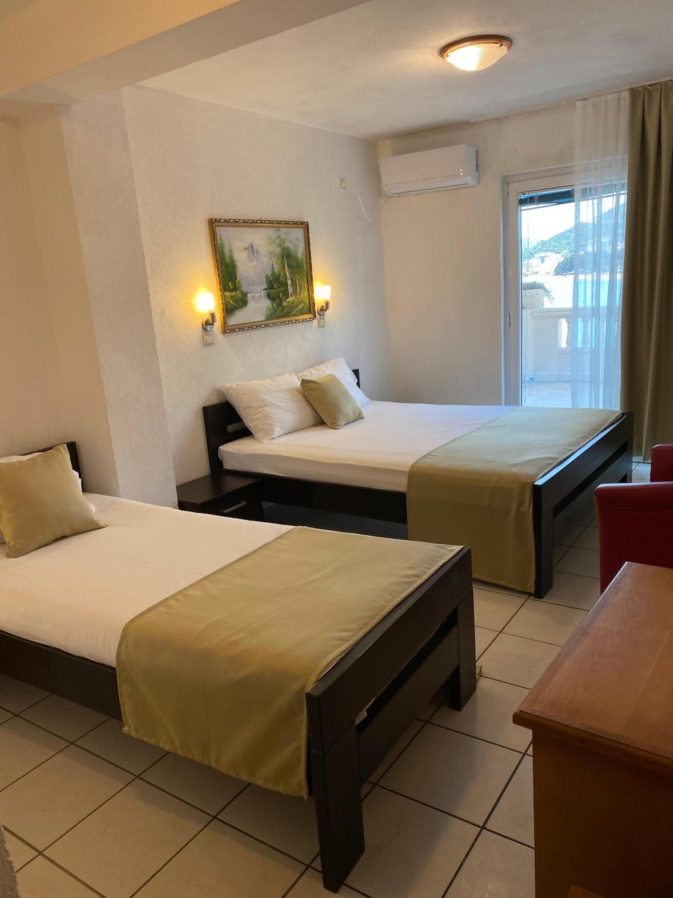 Triple Room with Sea View photo 1