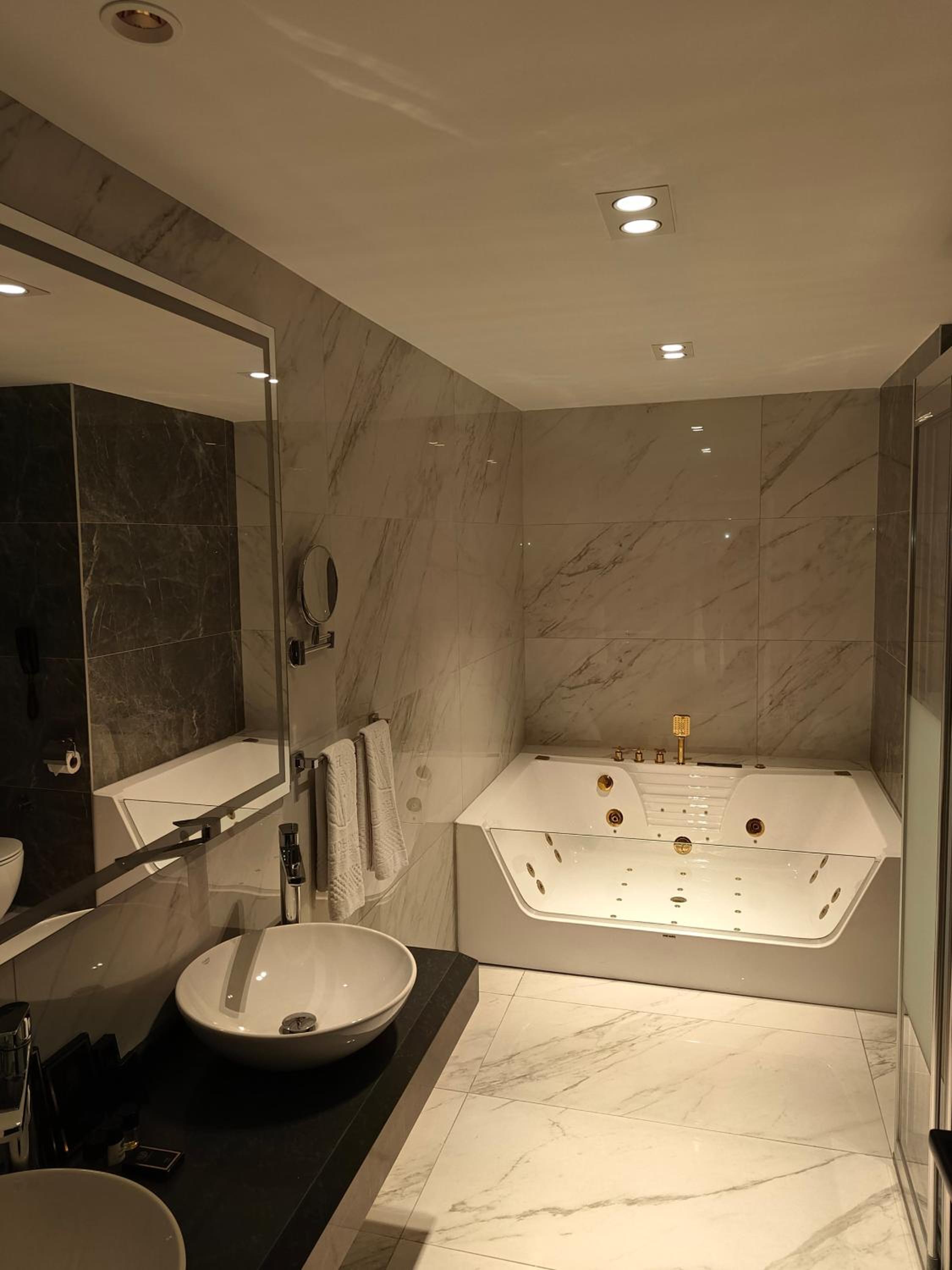 Superior Suite