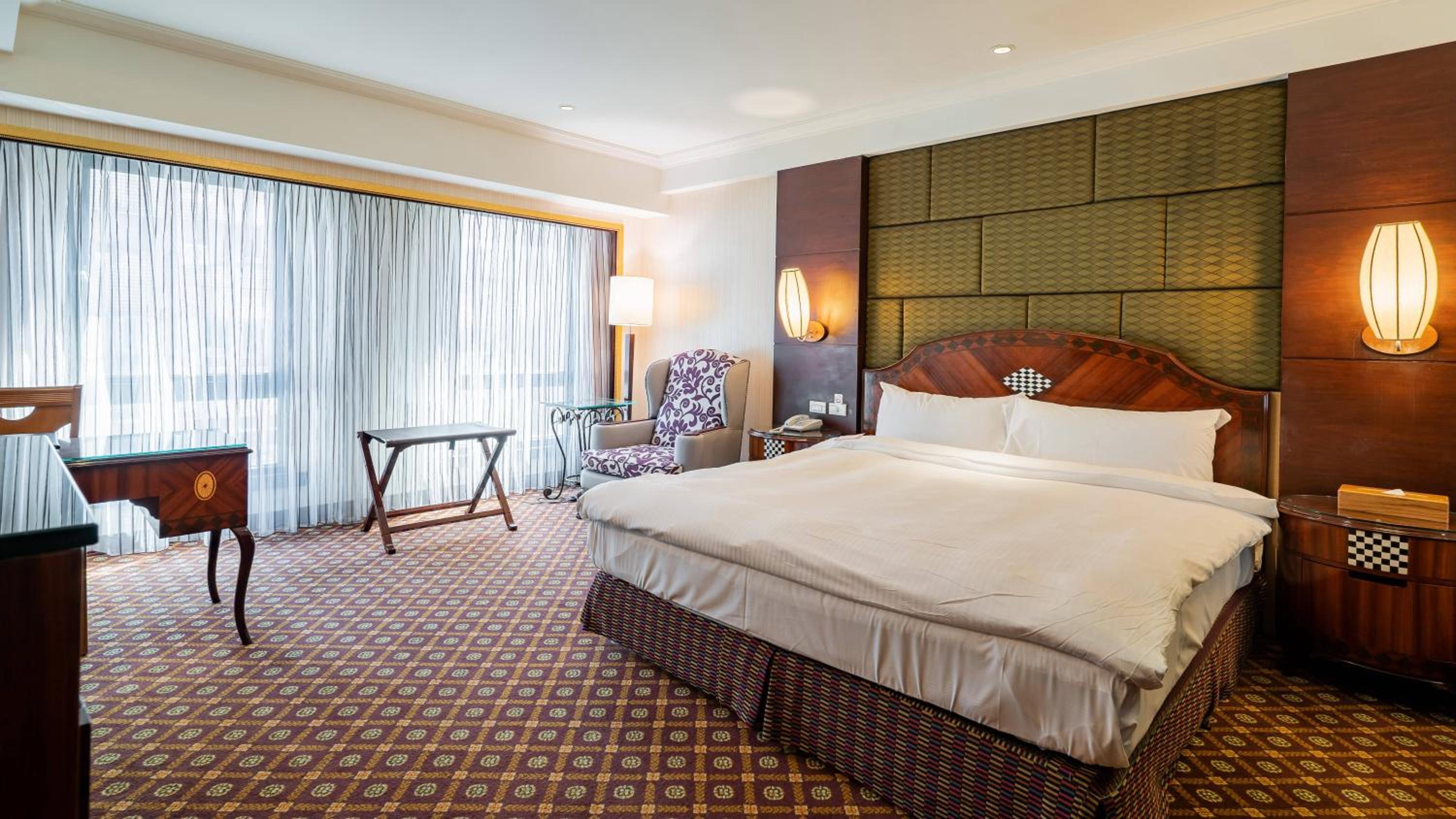 Deluxe Double Room photo 3