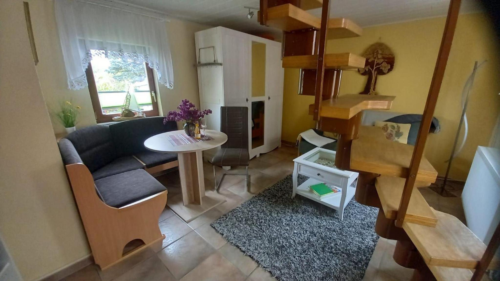 One-Bedroom House photo 1