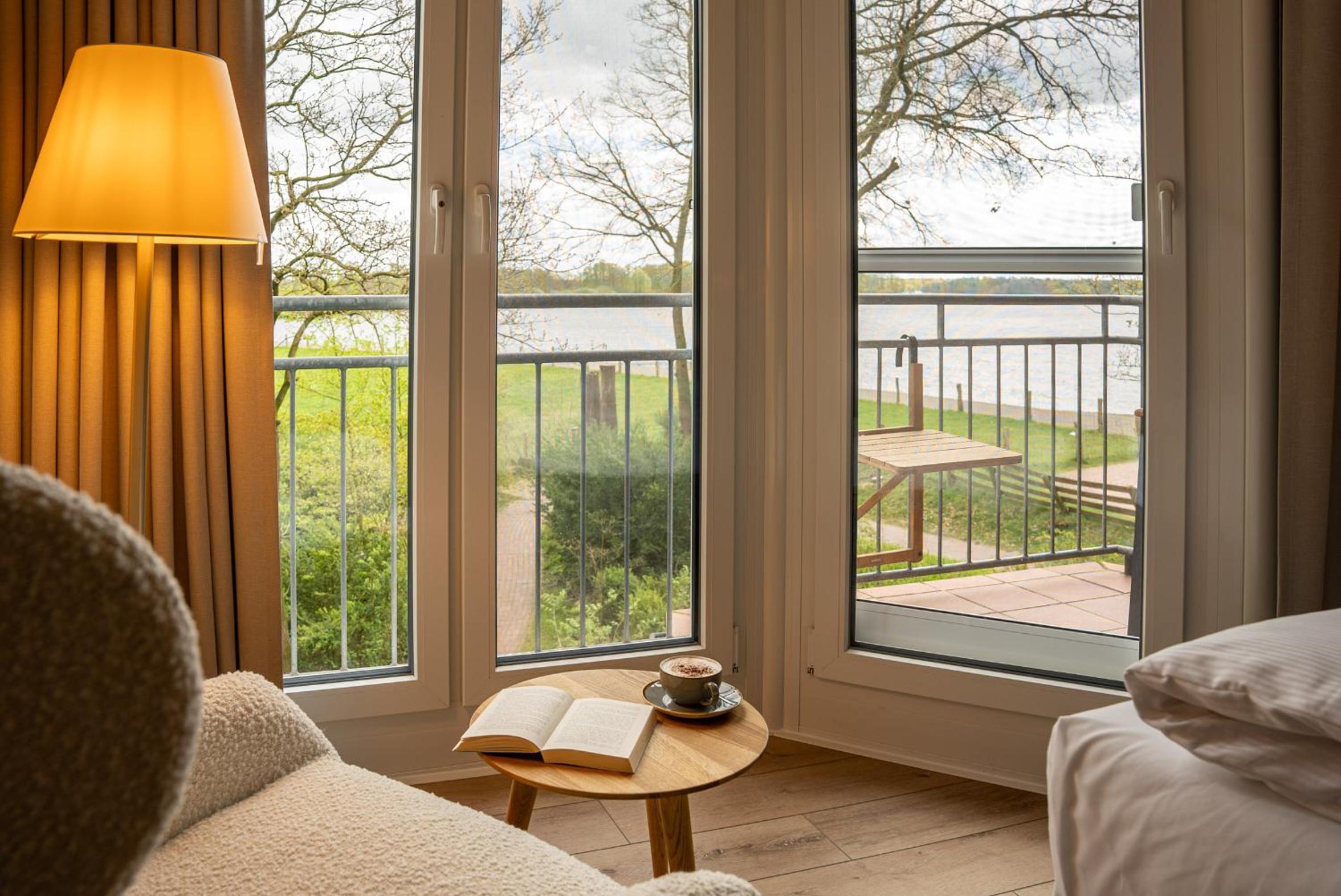 Double Room with Balcony - Photo 7