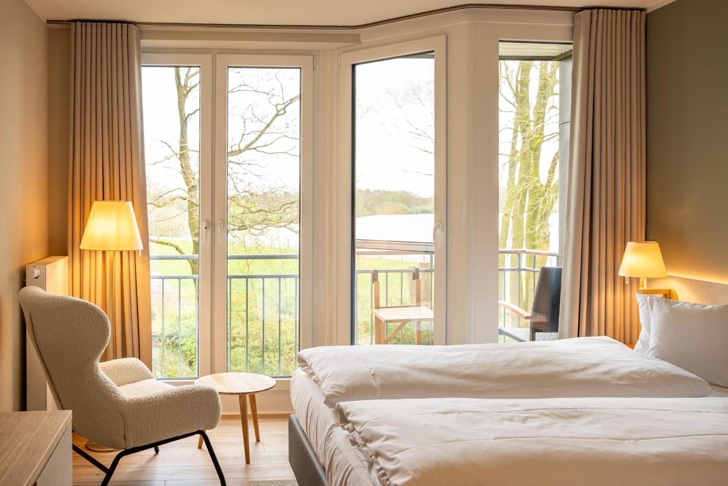 Double Room with Balcony - Photo 1