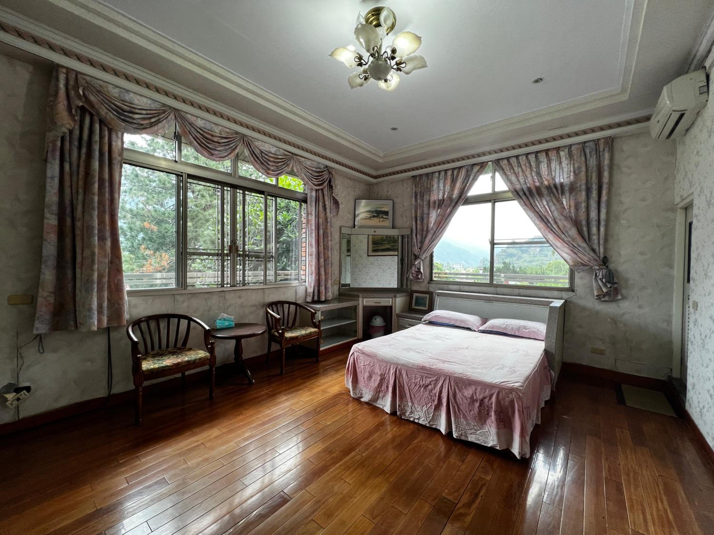 Triple Room with Private Bathroom photo 2