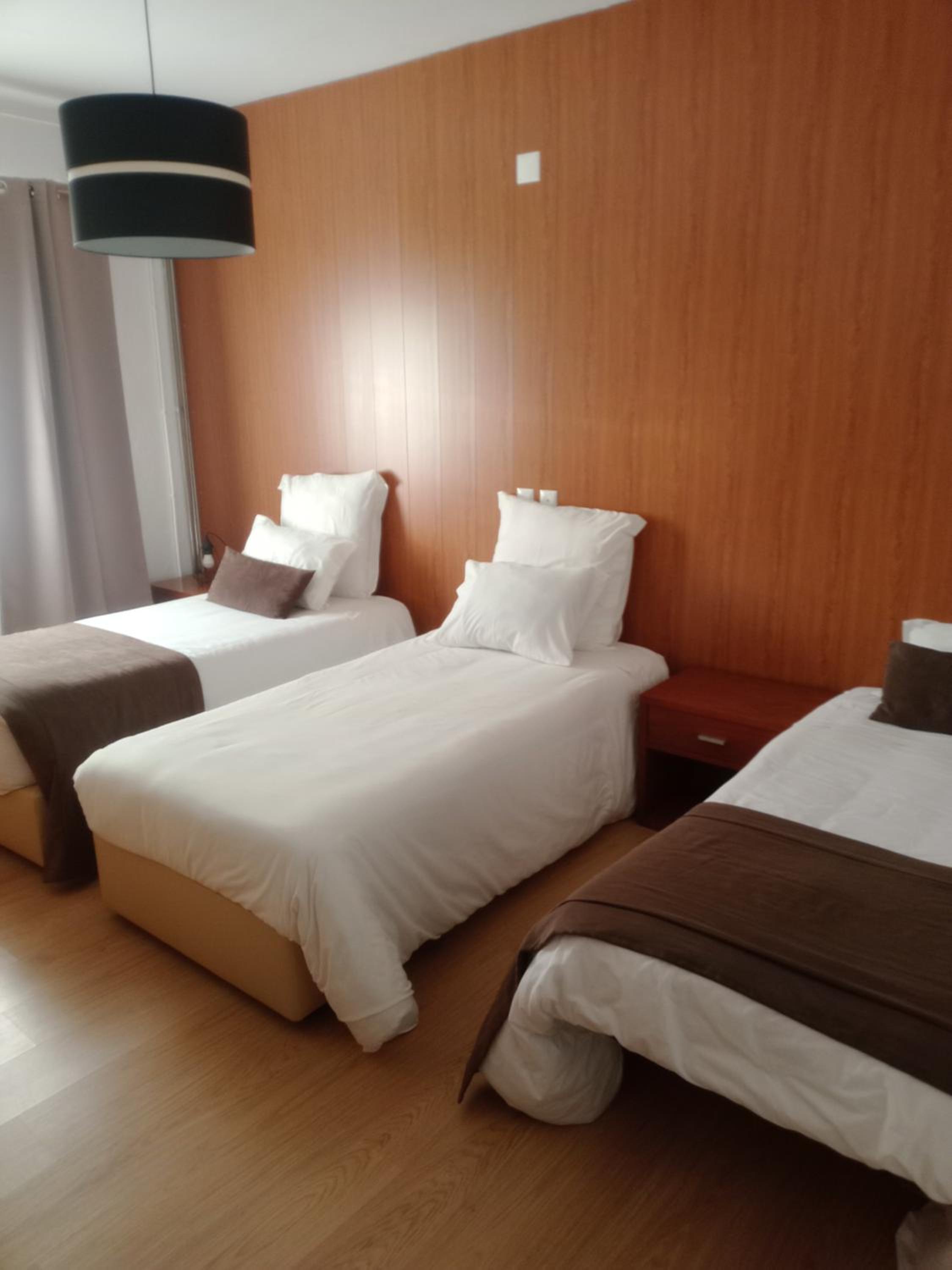 Twin Room - Photo 1