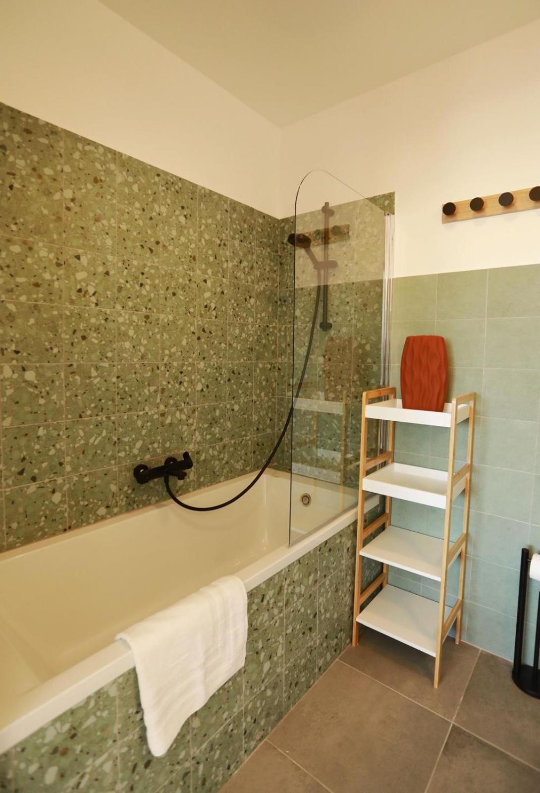 Two-Bedroom Apartment photo 2