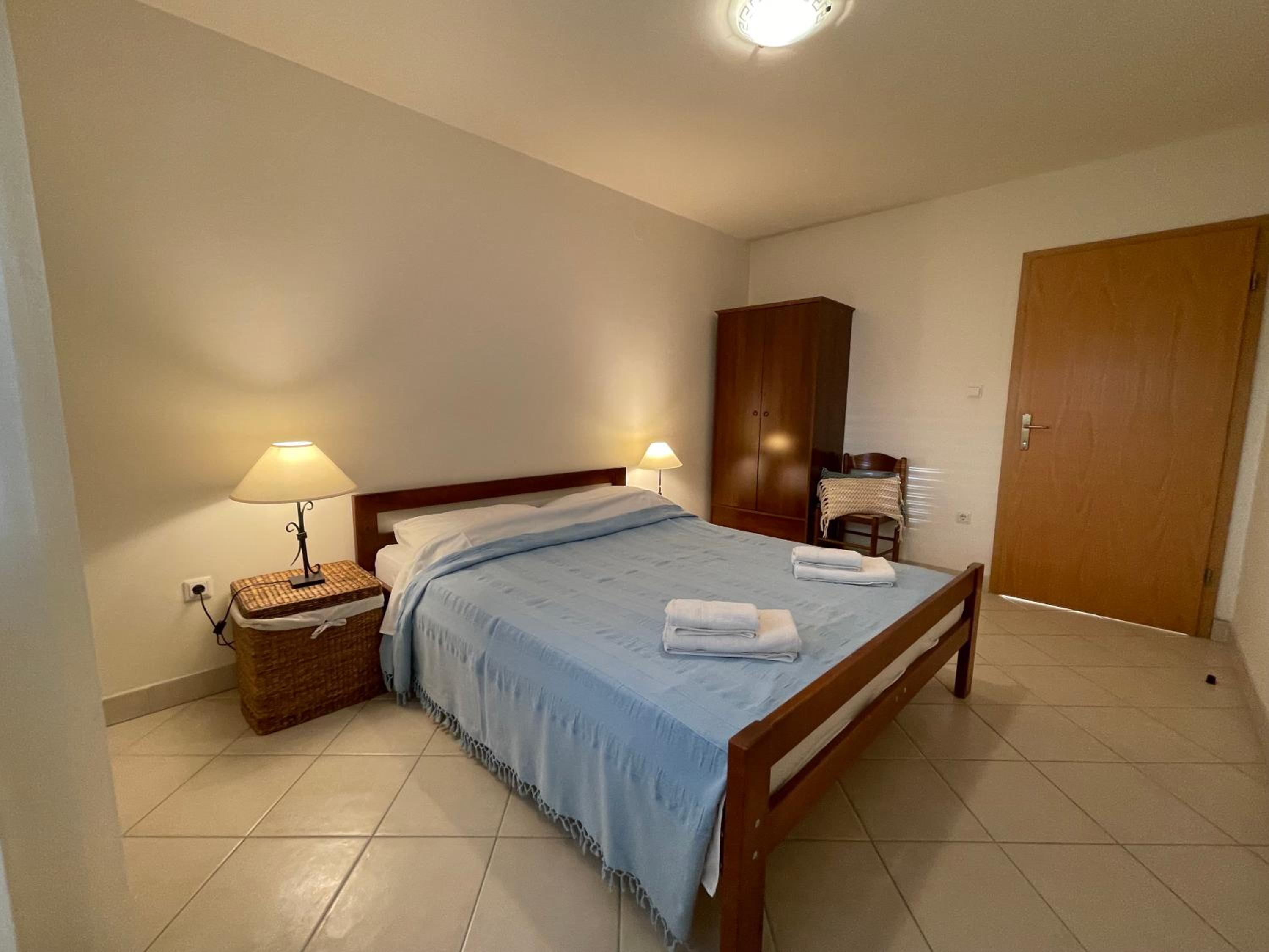 One-Bedroom Apartment with Sea View