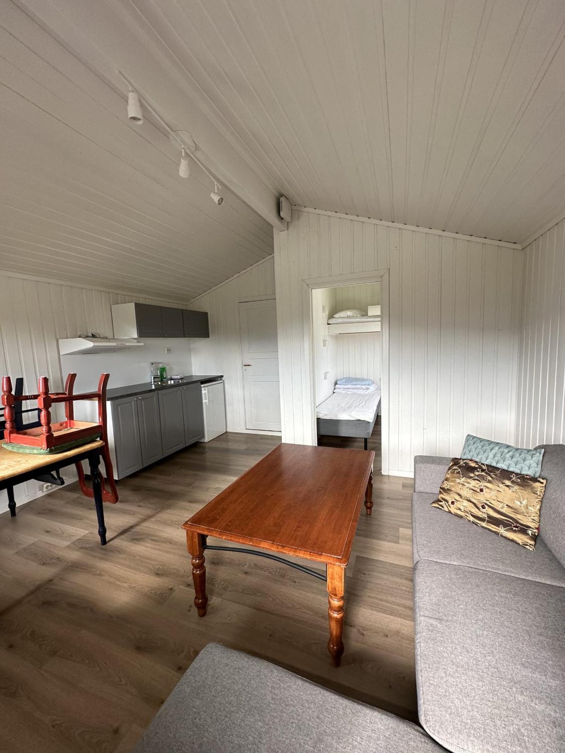 Family Room with Private Bathroom photo 1