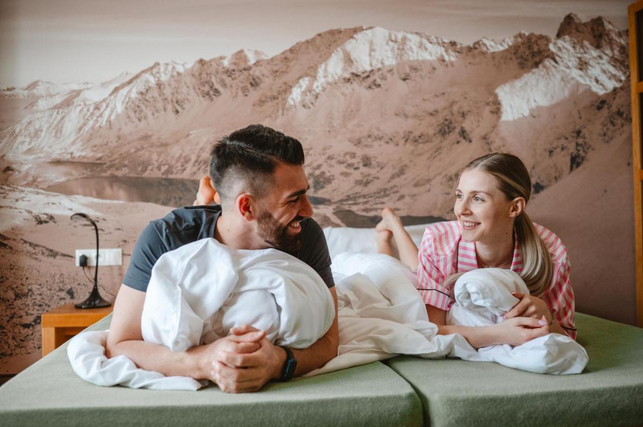 Triple Room with Extra Bed and View