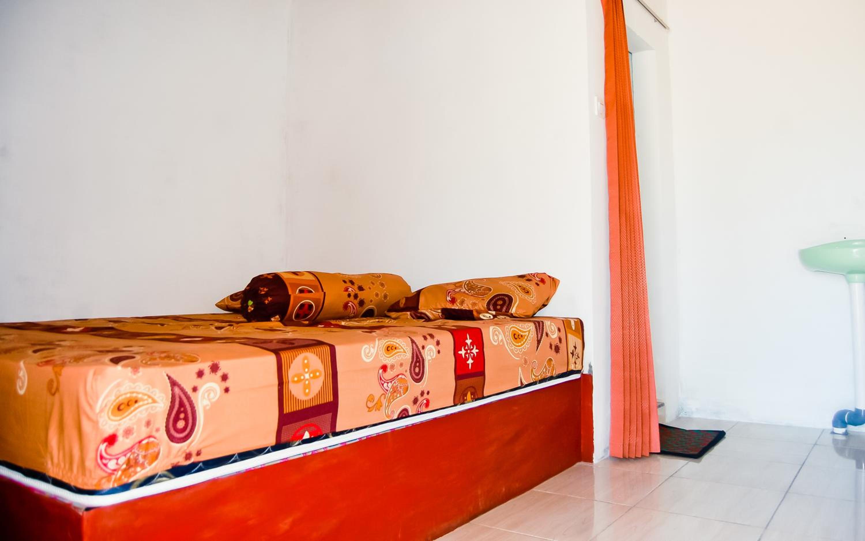 Standard Double Room - Photo 4