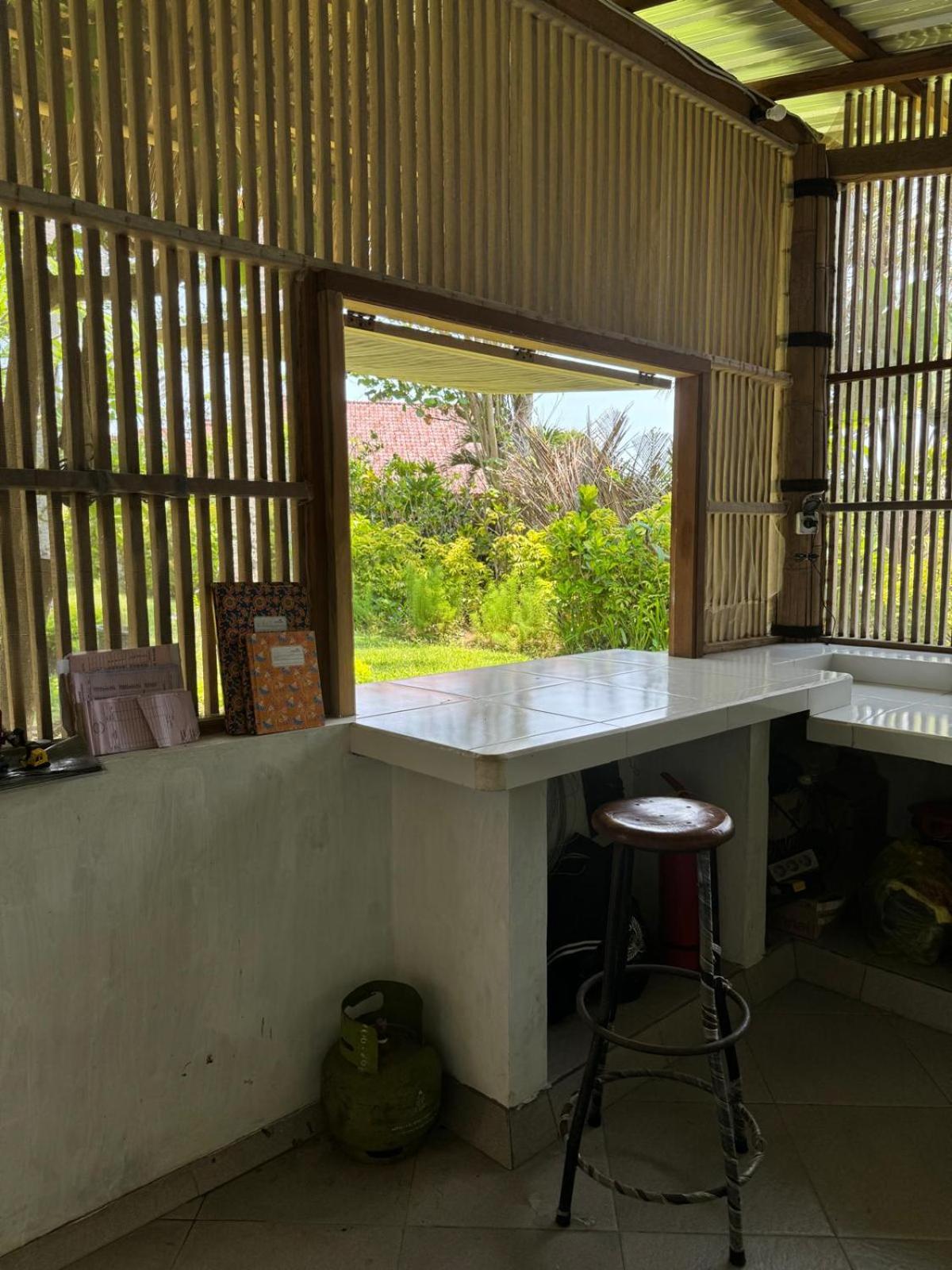 Double Room with Balcony - Photo 15