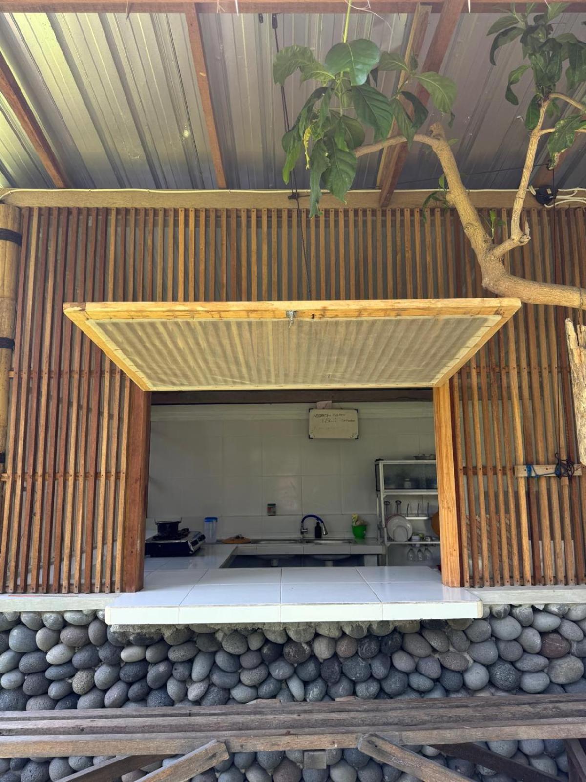 Double Room with Balcony - Photo 13