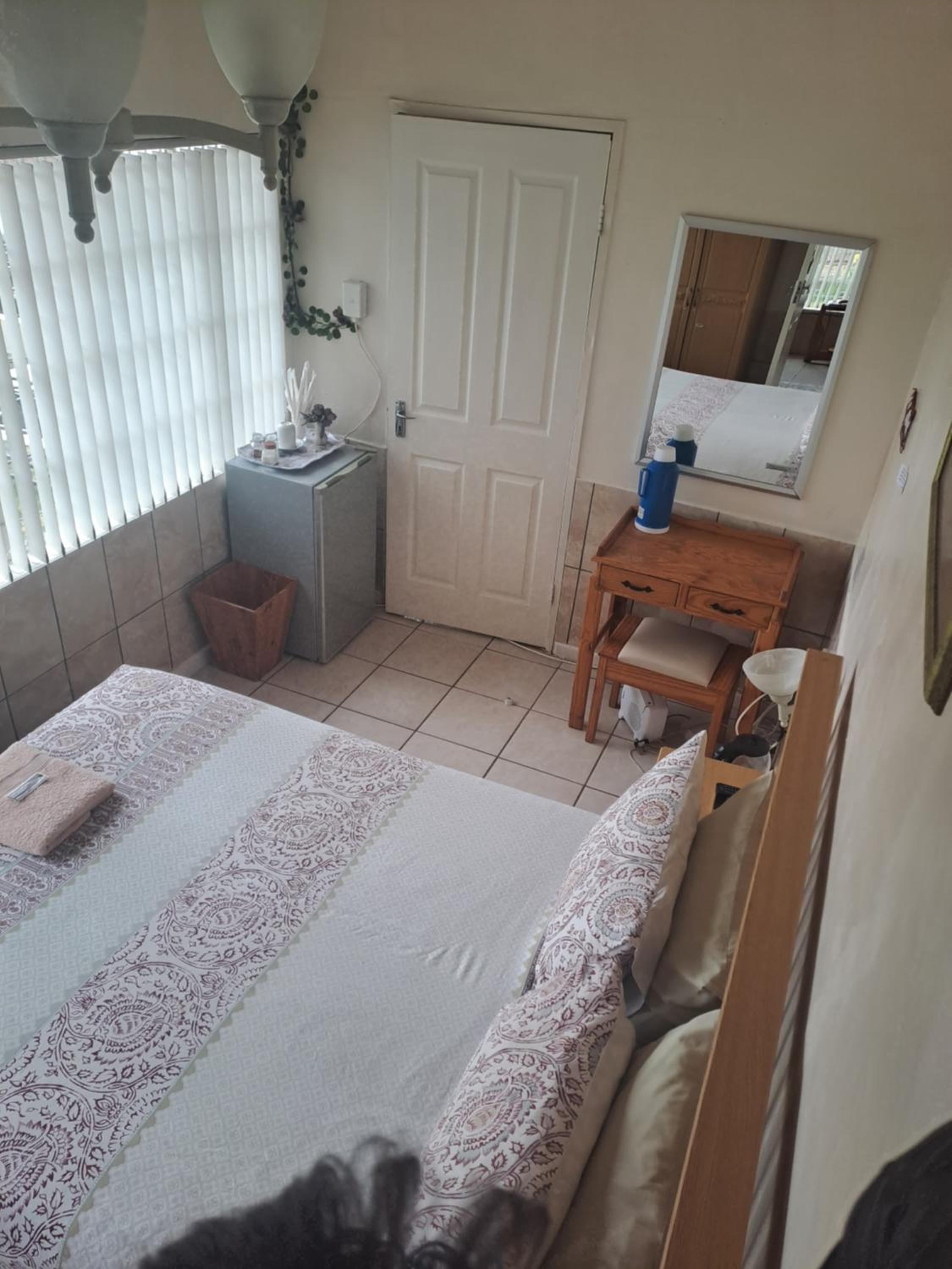 Double Room with Private Bathroom photo 2