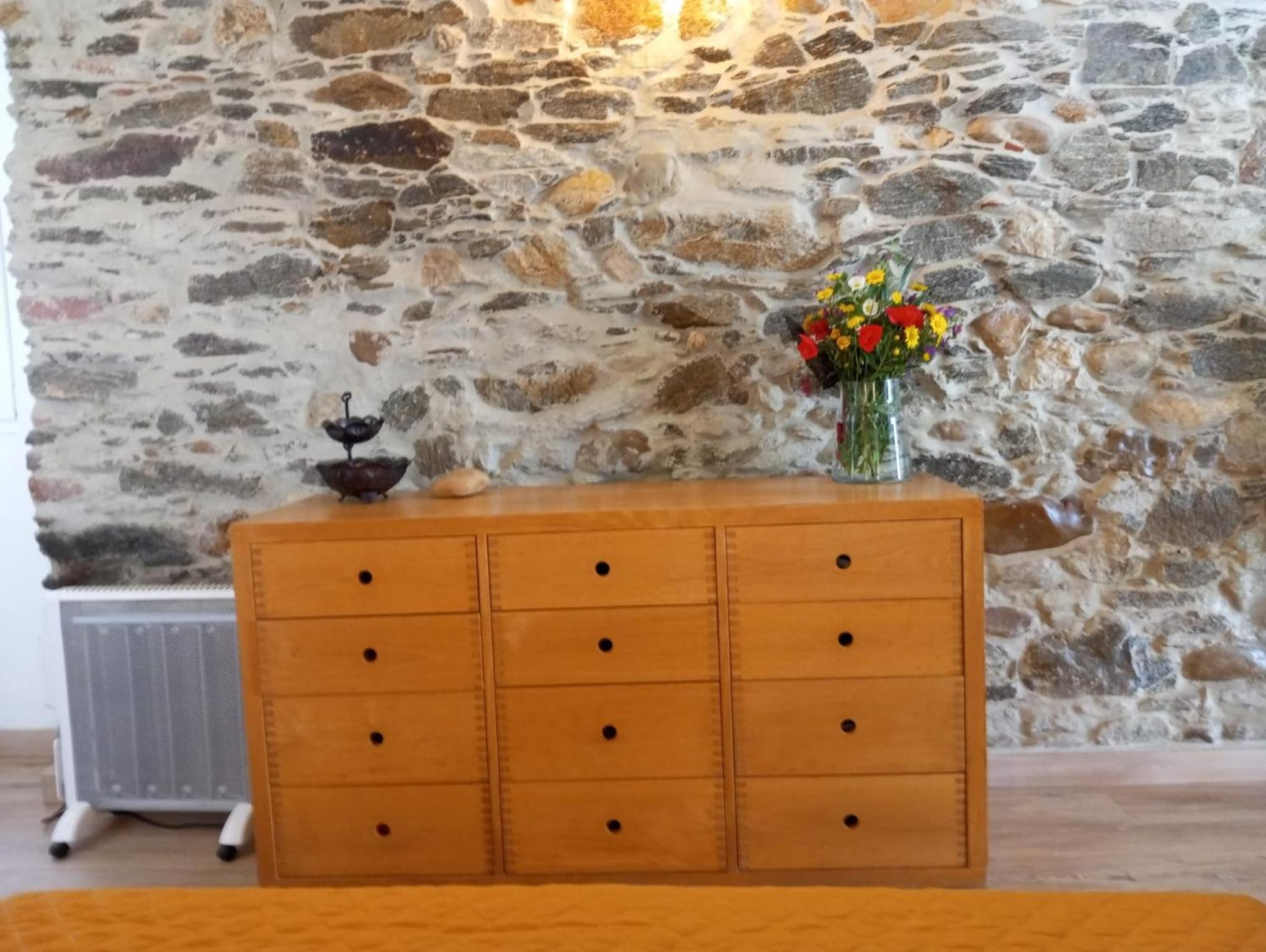 One-Bedroom House - Photo 13