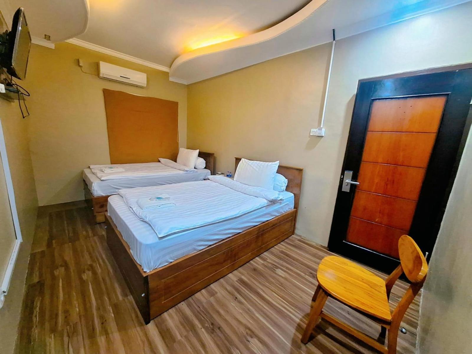 Superior Double or Twin Room photo 3
