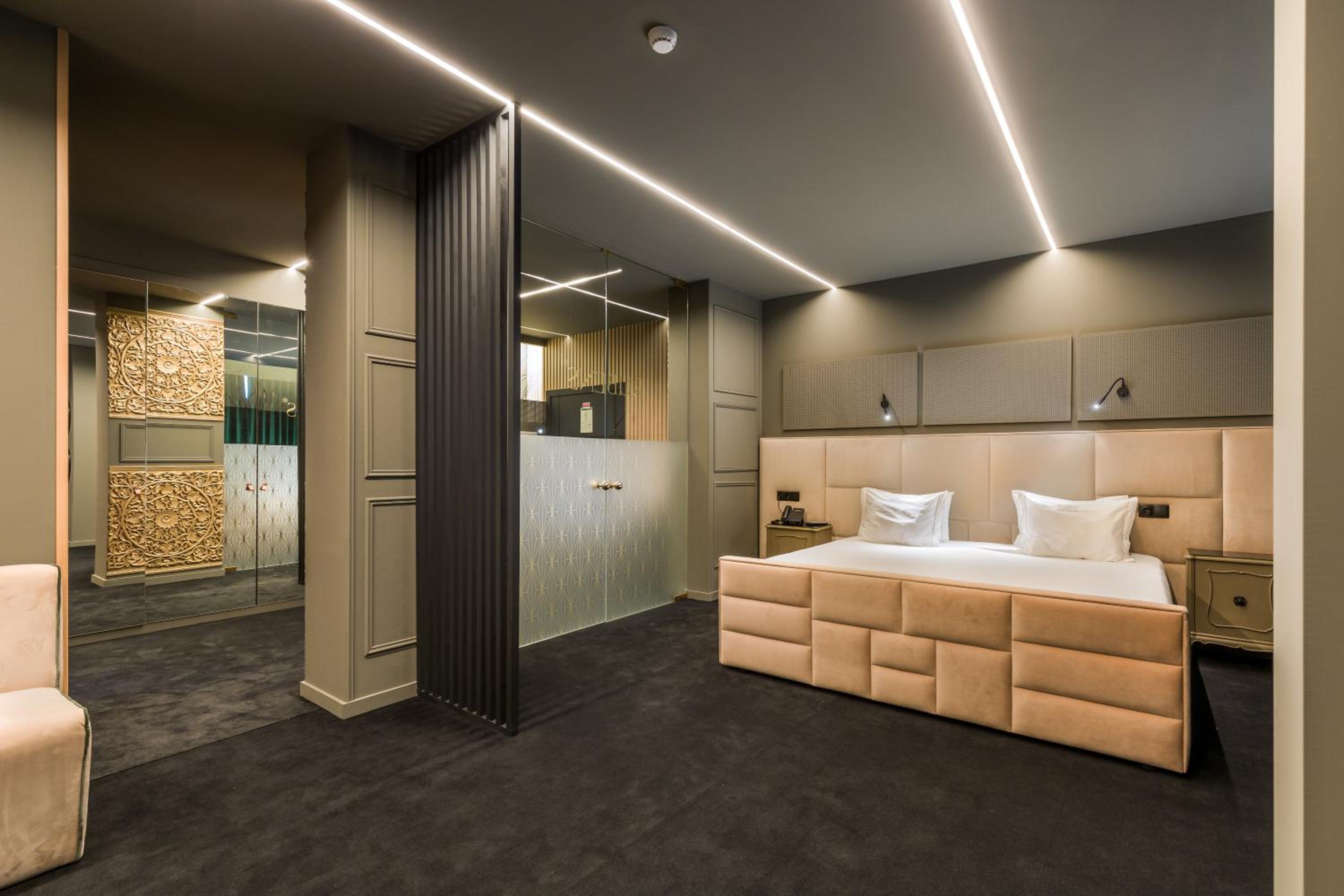 Presidential Suite photo 3