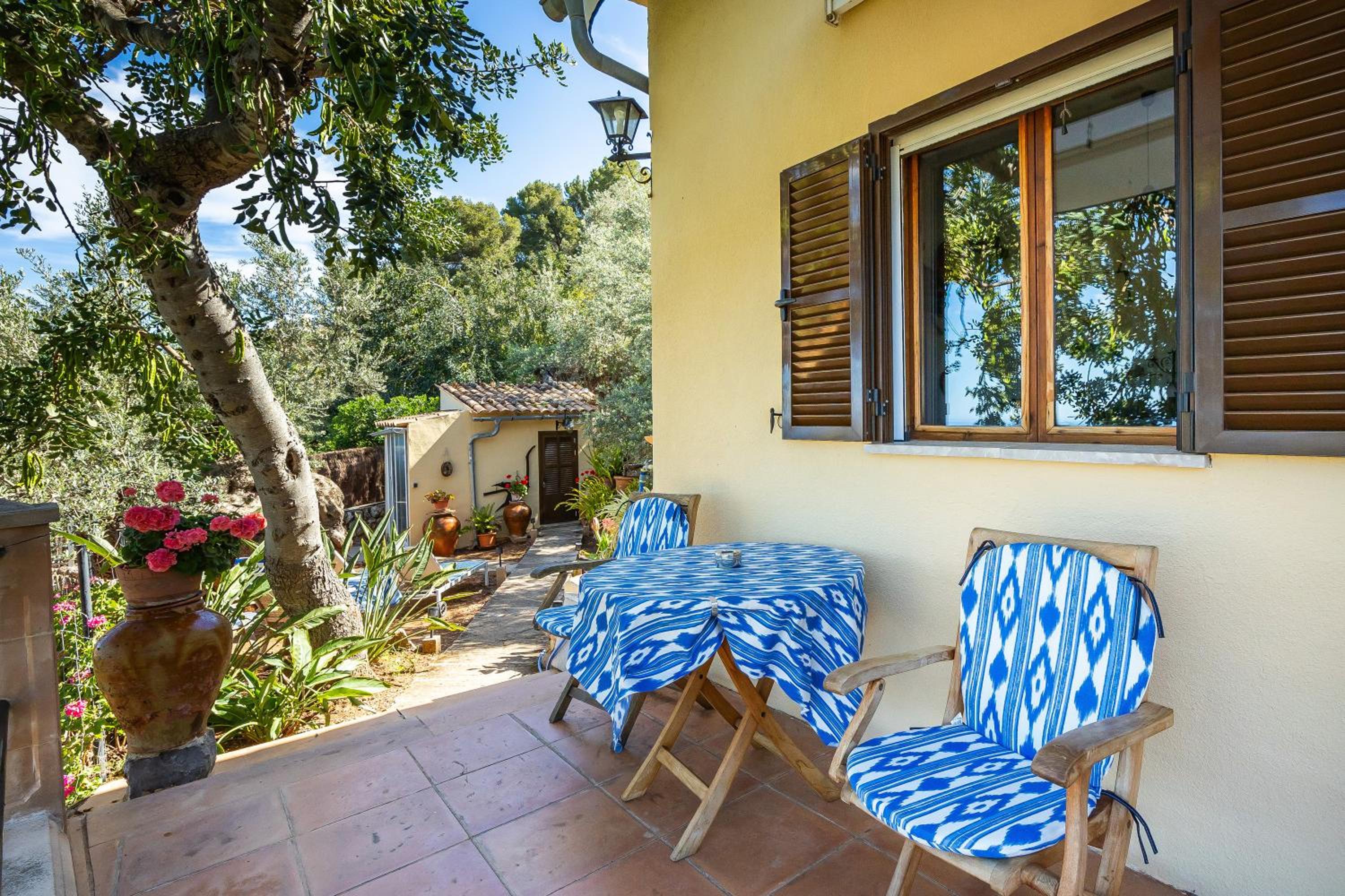 Villa with Sea View photo 3