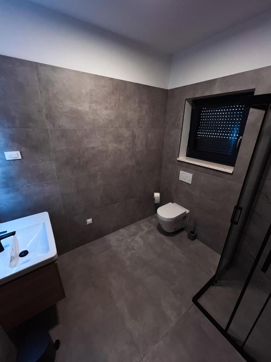 Three-Bedroom Villa photo 2