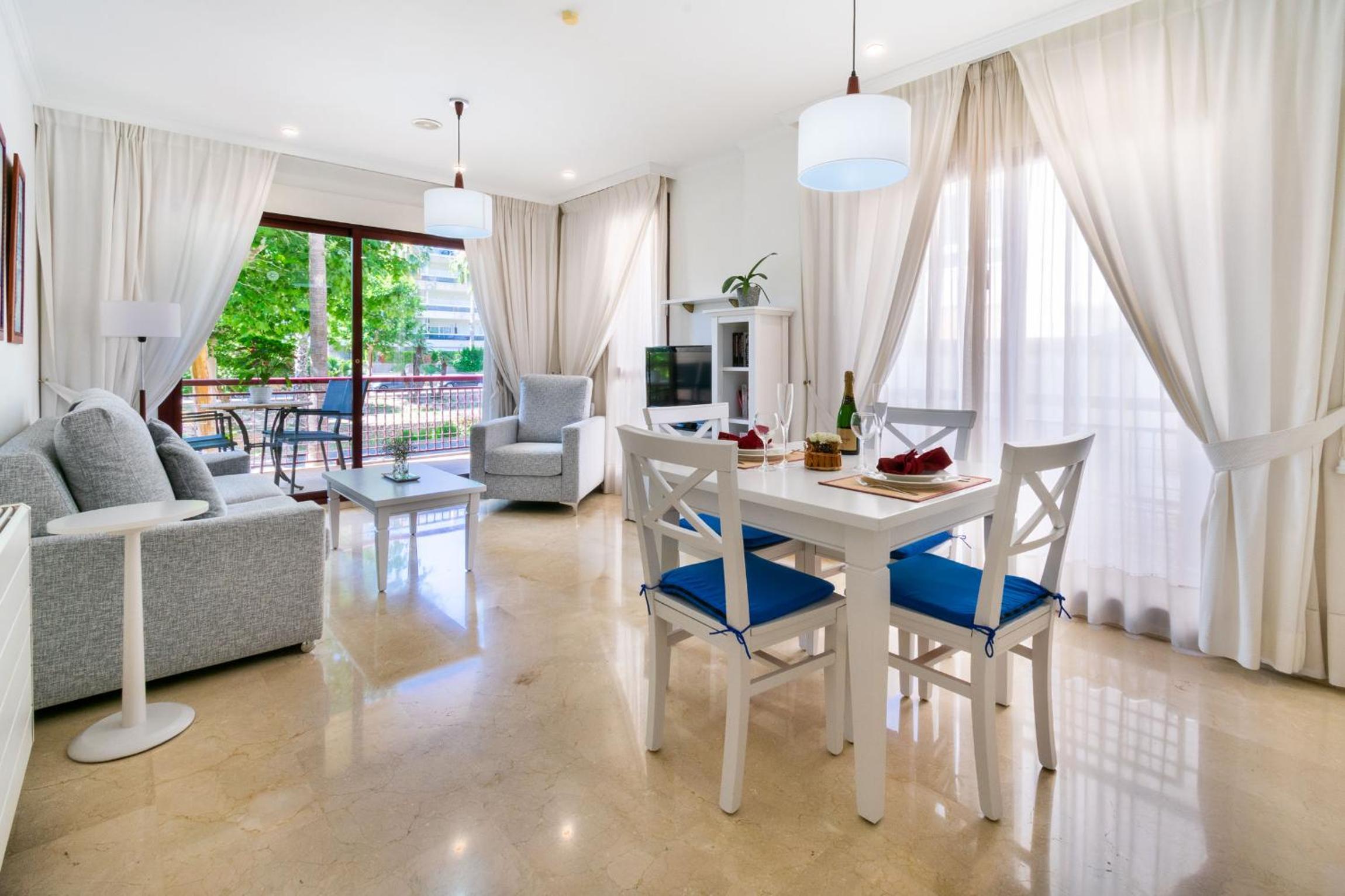Superior Apartment