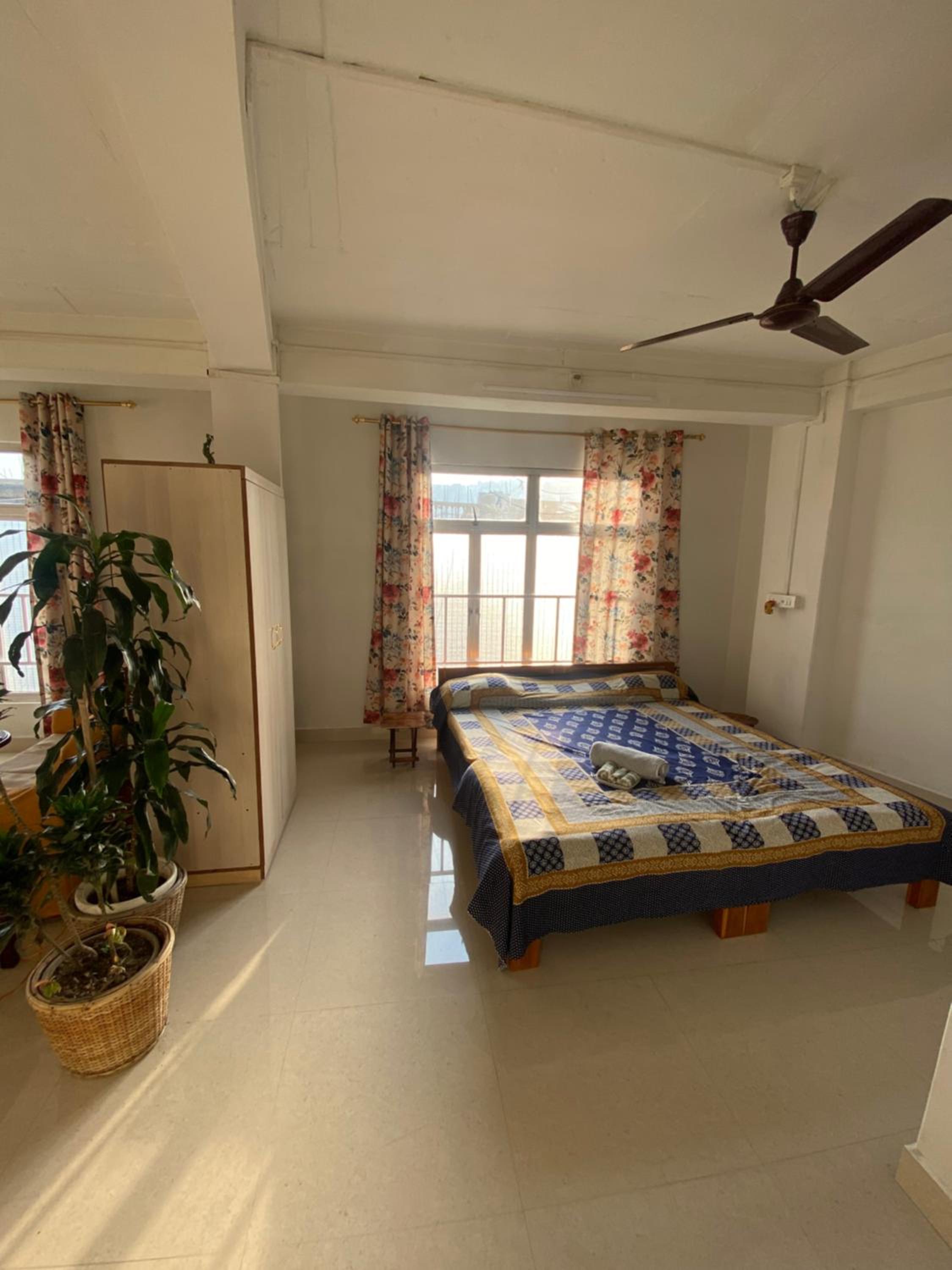 Deluxe Double Room with Bath photo 2