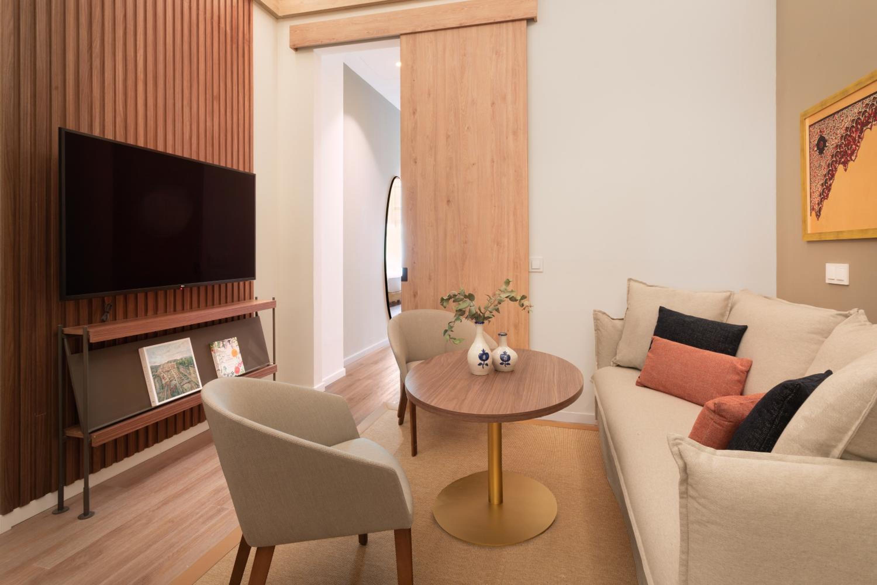 Suite The Level - Photo 7