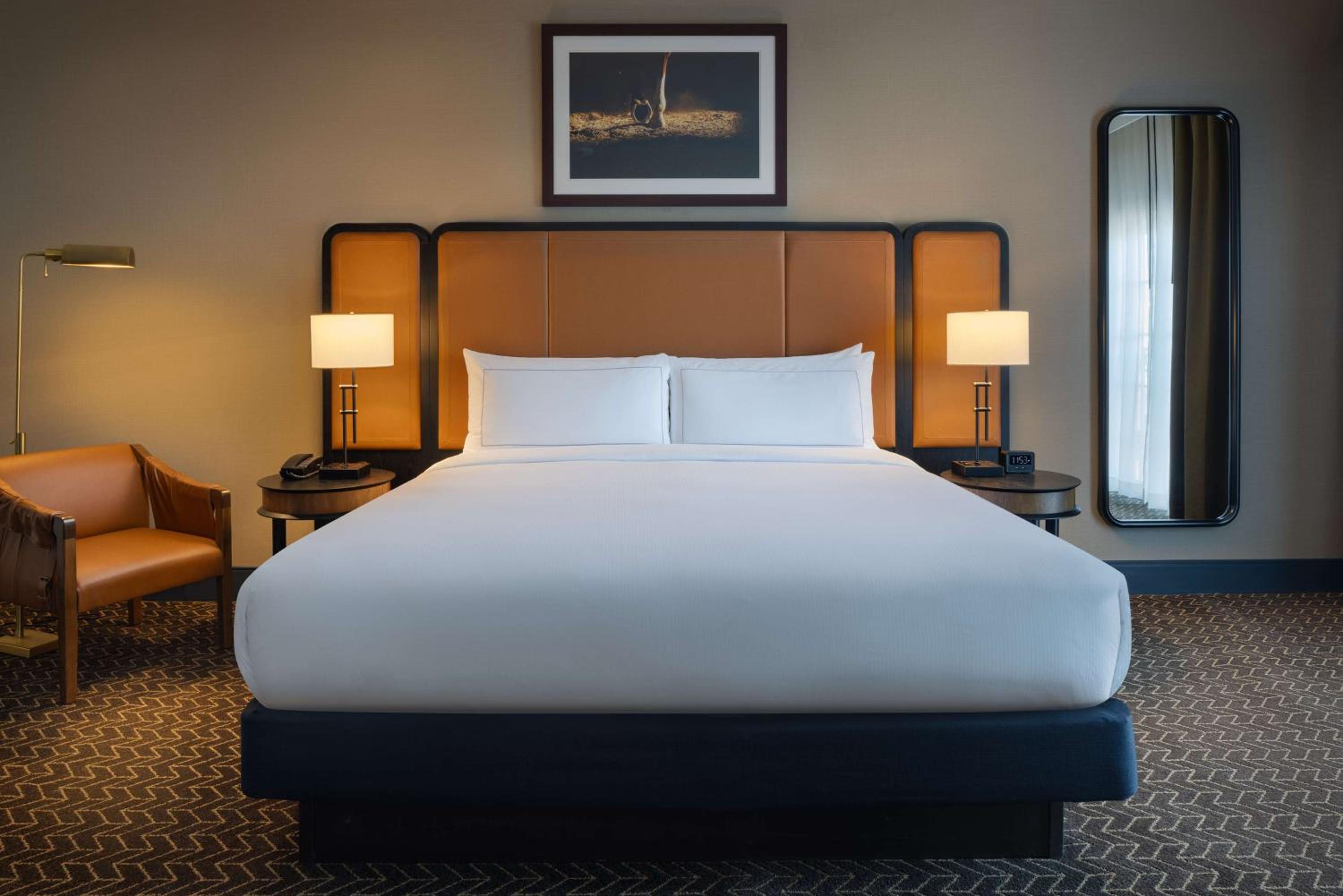 Two-Room Hospitality King Suite with Exterior View - Photo 4