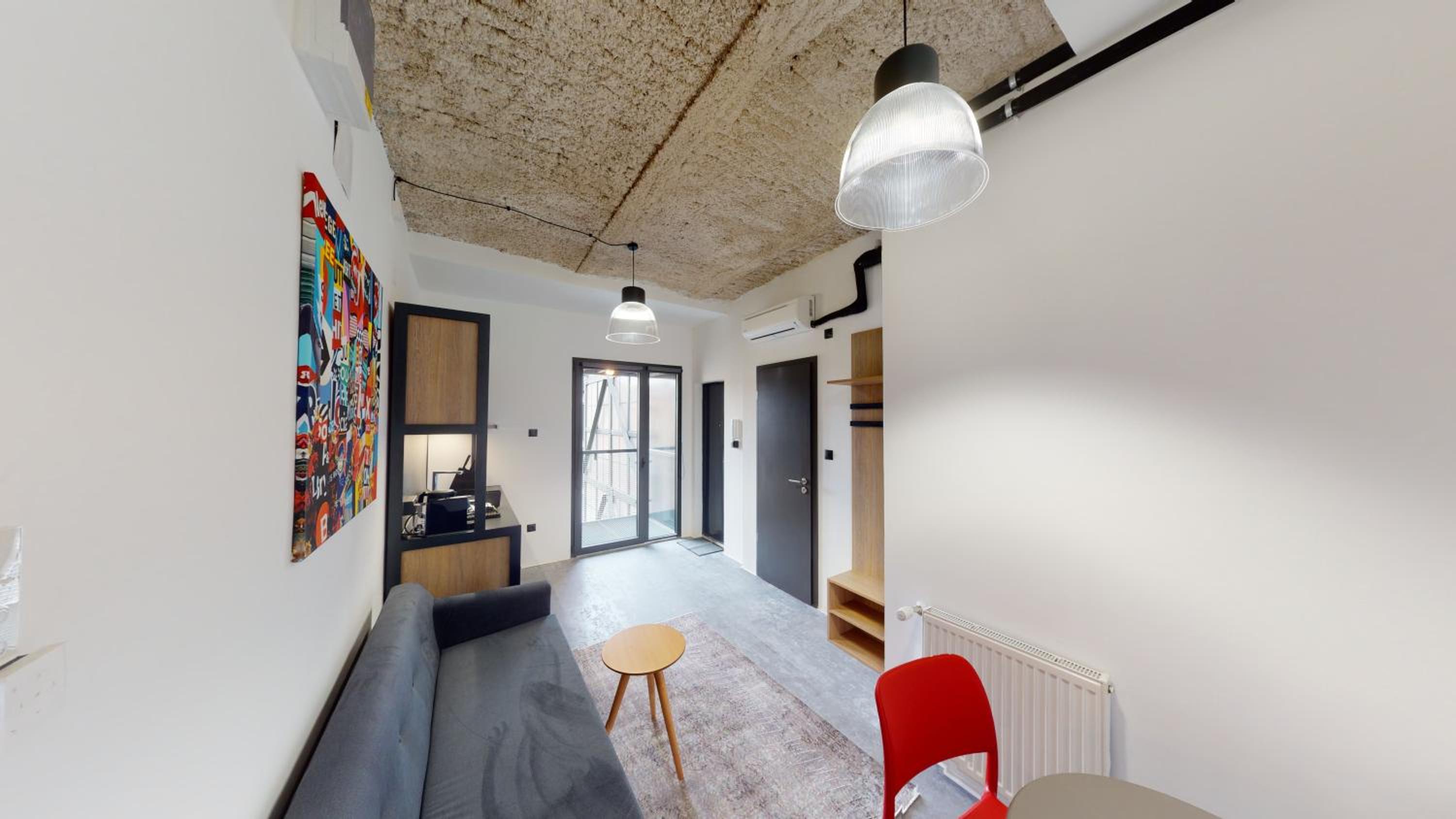 Three-Bedroom Apartment with Balcony