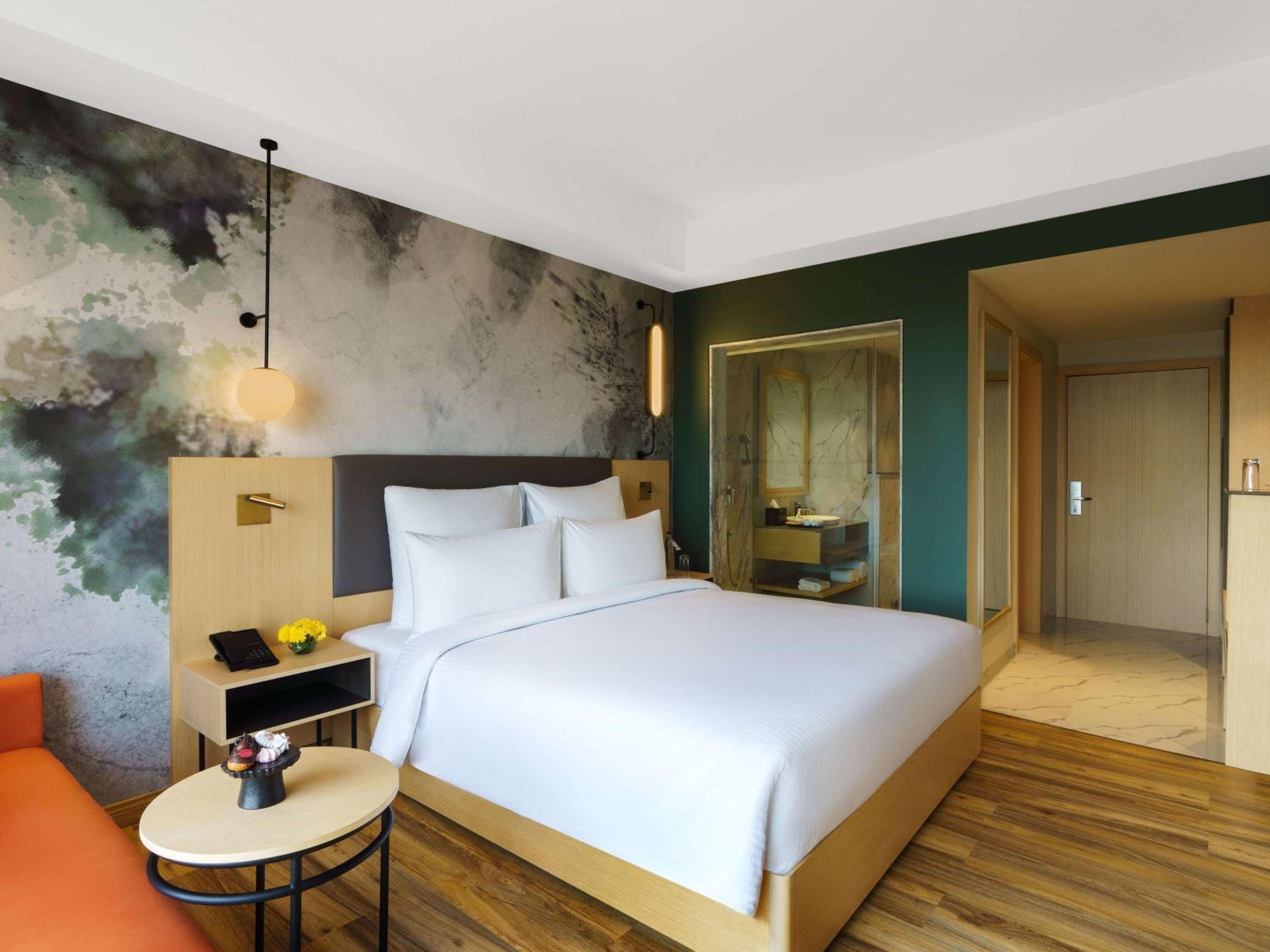 Superior Double Room - Garden Side/Non-Smoking: Avail 15% Off on Spa and 15% off on Food and Soft Beverage, Buy 1 Get 1 on drinks (11 AM-7 PM) at GB*, Free Gaming Zone access, Complimentary Wellness Access (Steam, Sauna, Gym), Kids stay Complimentary - Photo 1