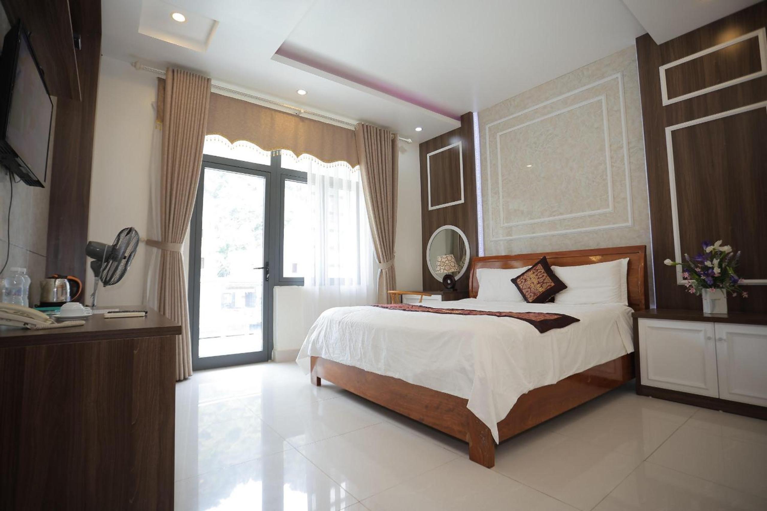 King Room with Mountain View photo 1