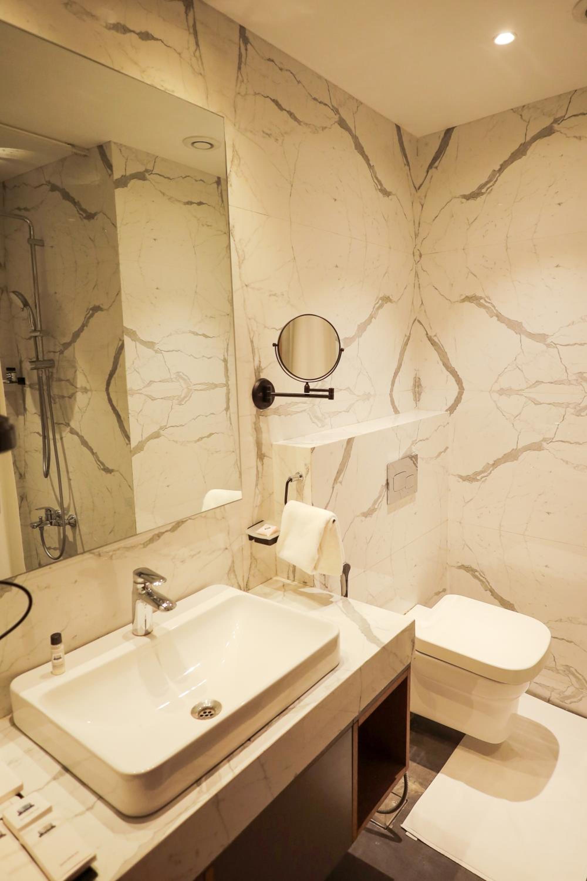 One Bedroom Suite Twin - Photo 3
