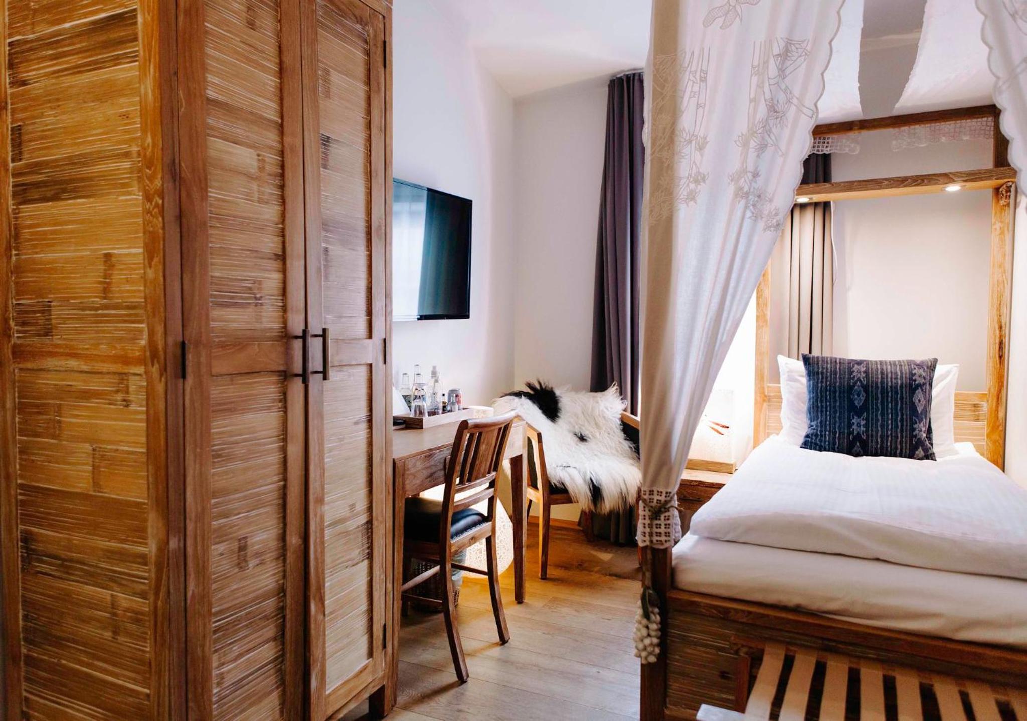 Single Room photo 2