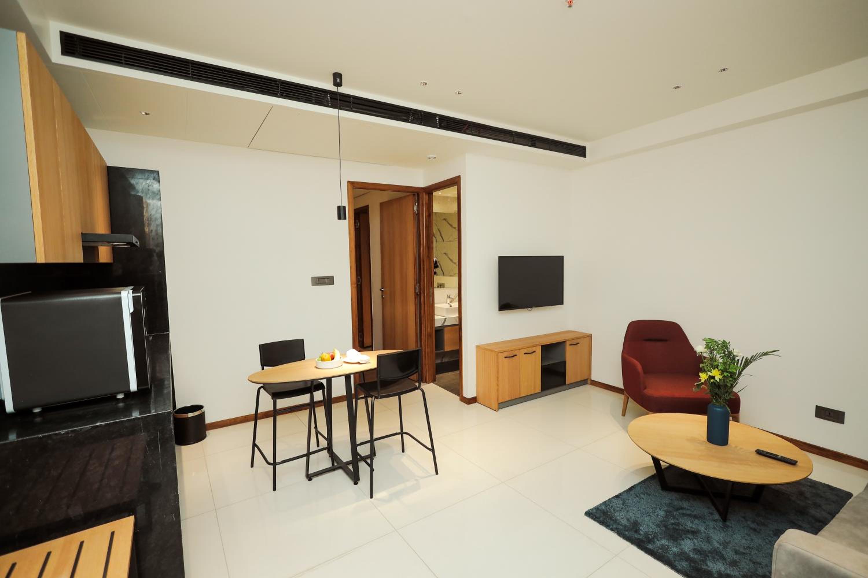 One Bedroom Suite King - Photo 14