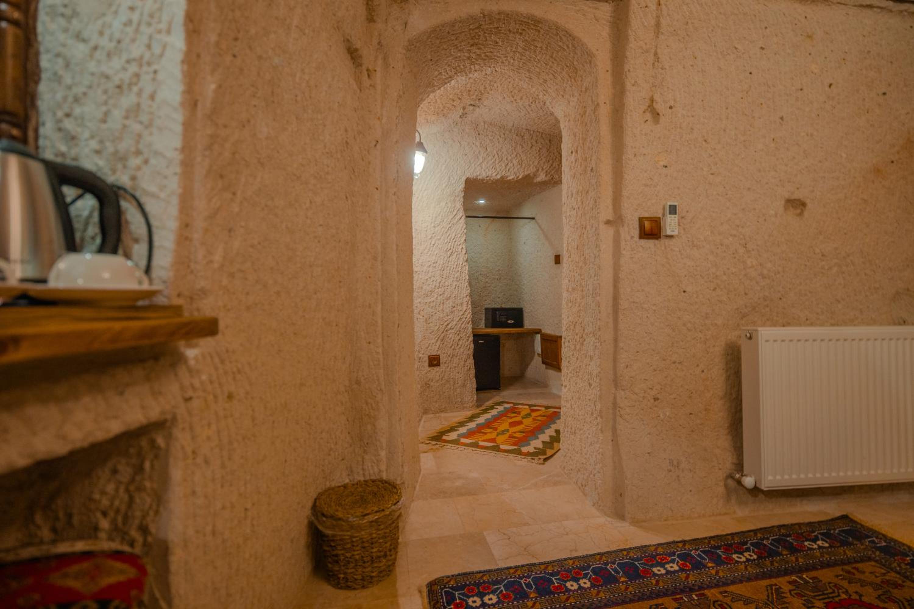 Deluxe Double Room - Photo 5