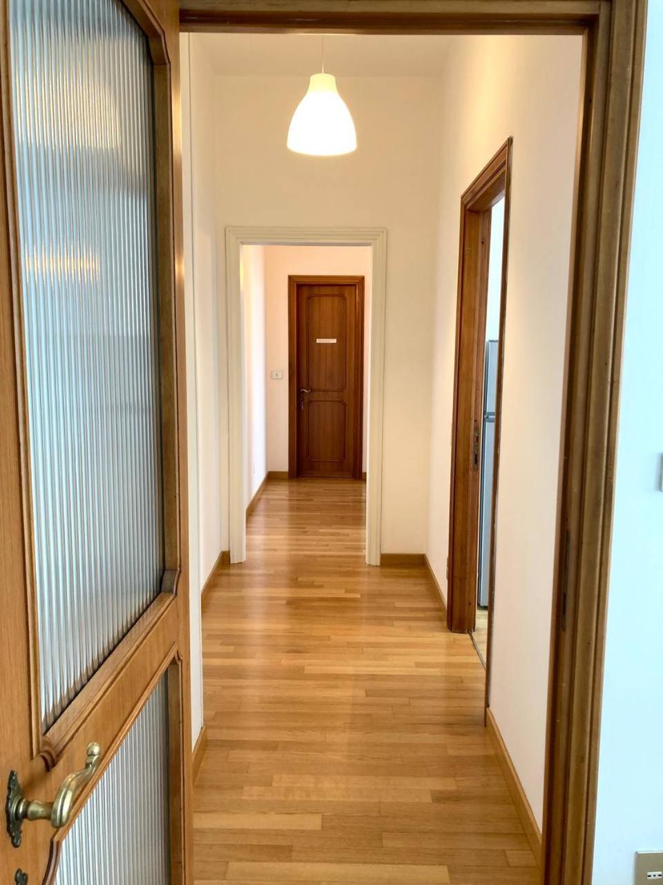 Apartment with Balcony photo 3