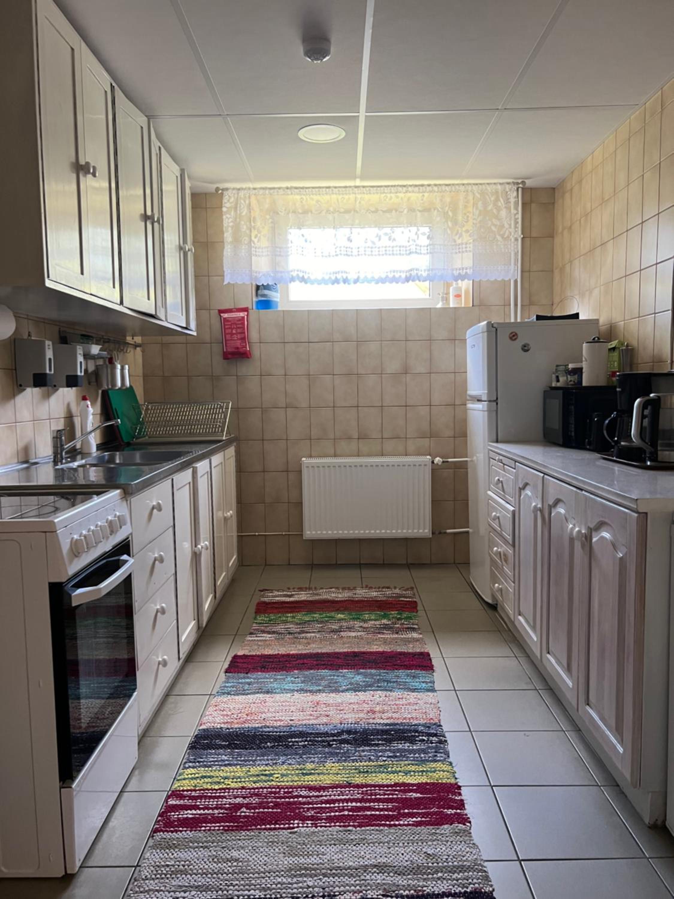 Basic Triple Room with Shared Bathroom photo 2