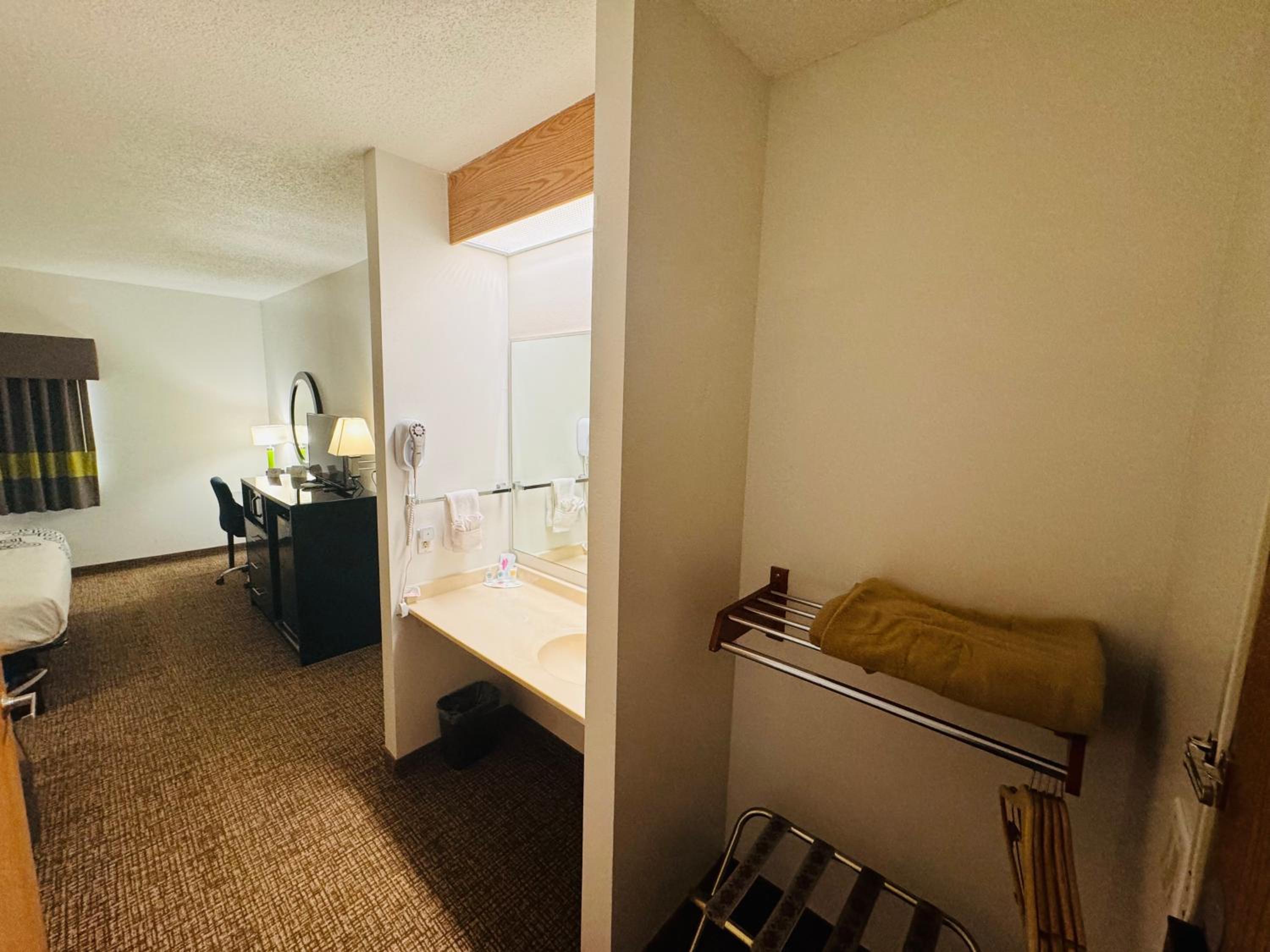 Forest City Inn, Billede 7