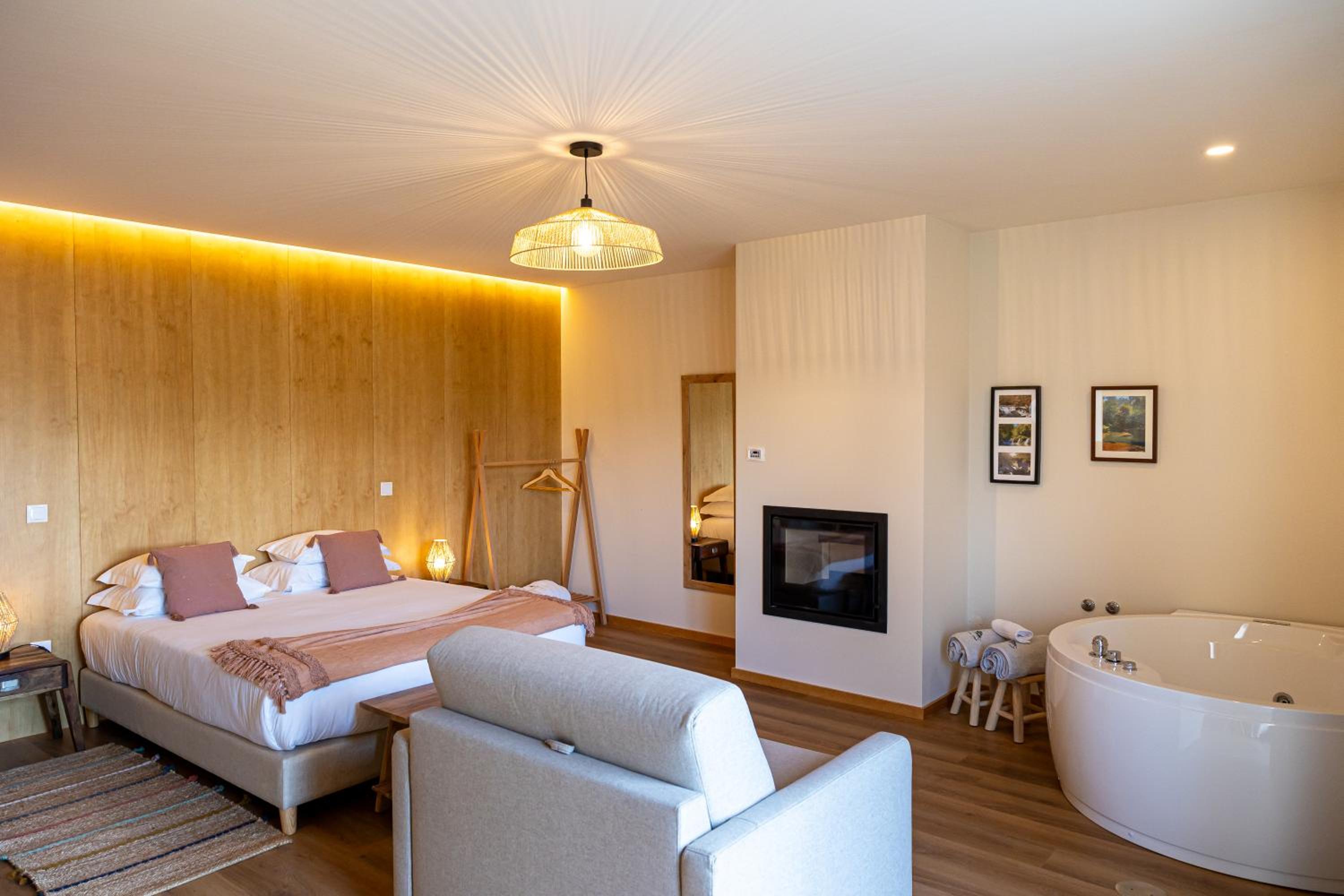 Suite Deluxe avec Baignoire Spa
