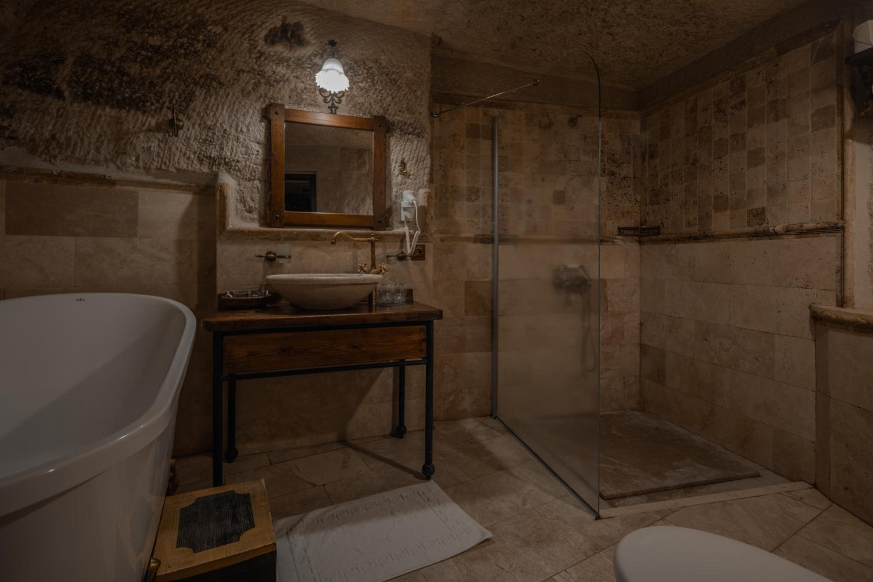 Family Suite - Photo 12